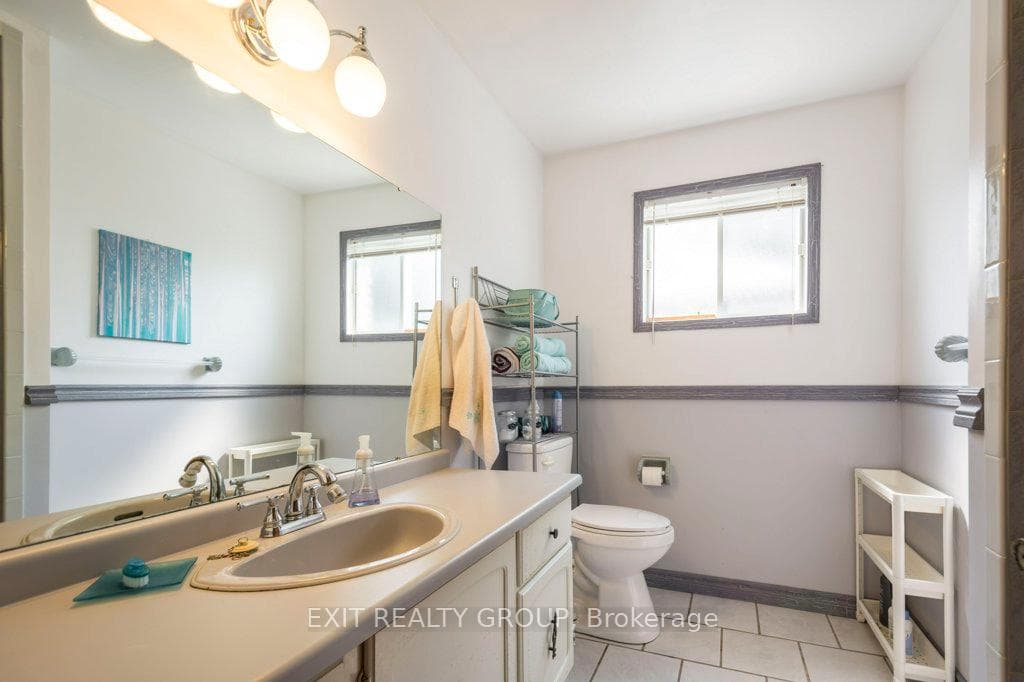 43 Farley Crescent photo 19