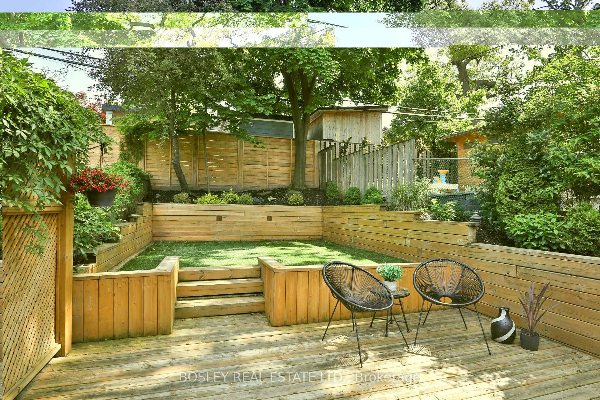 53 Woodside Avenue photo 39