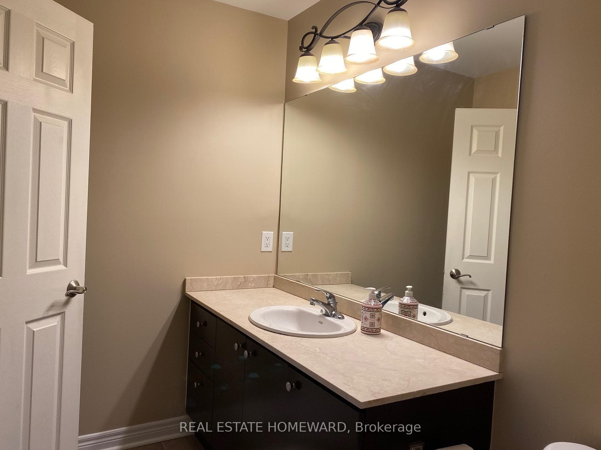 40 Littleriver Court photo 22