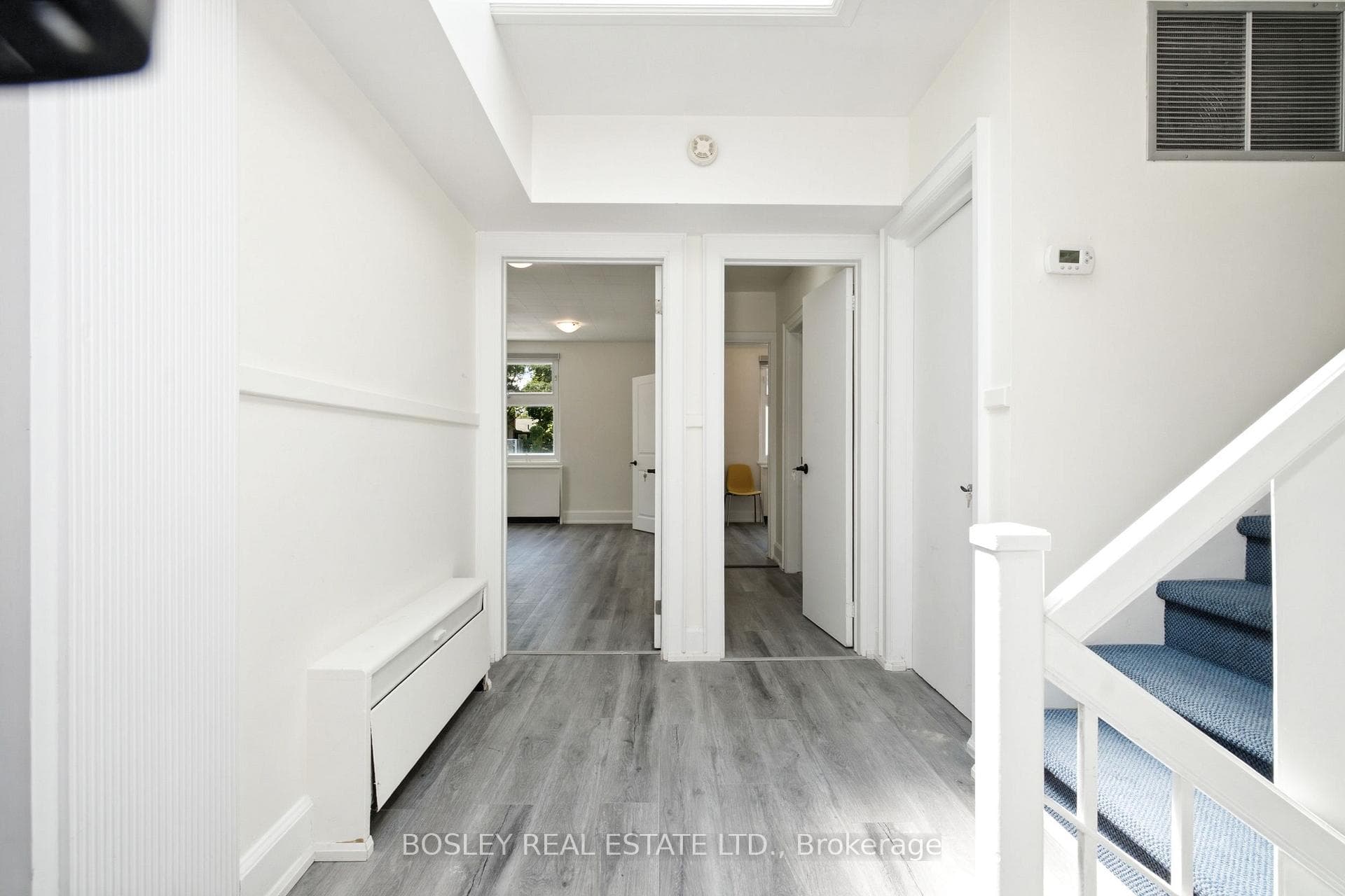 88 Laird Drive photo 21