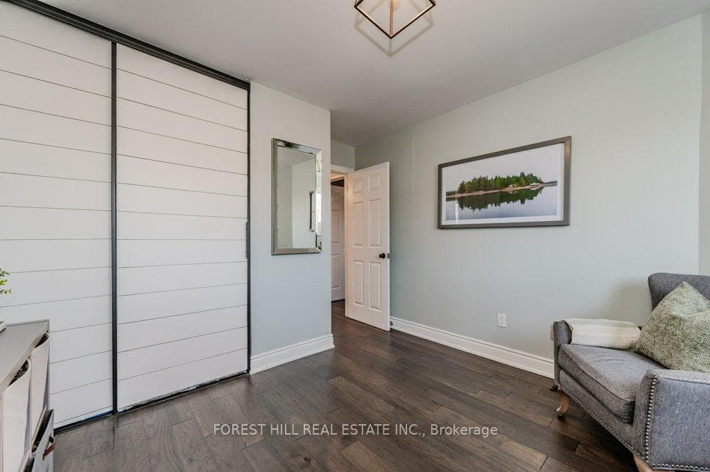 29 Fernbrook Crescent photo 28