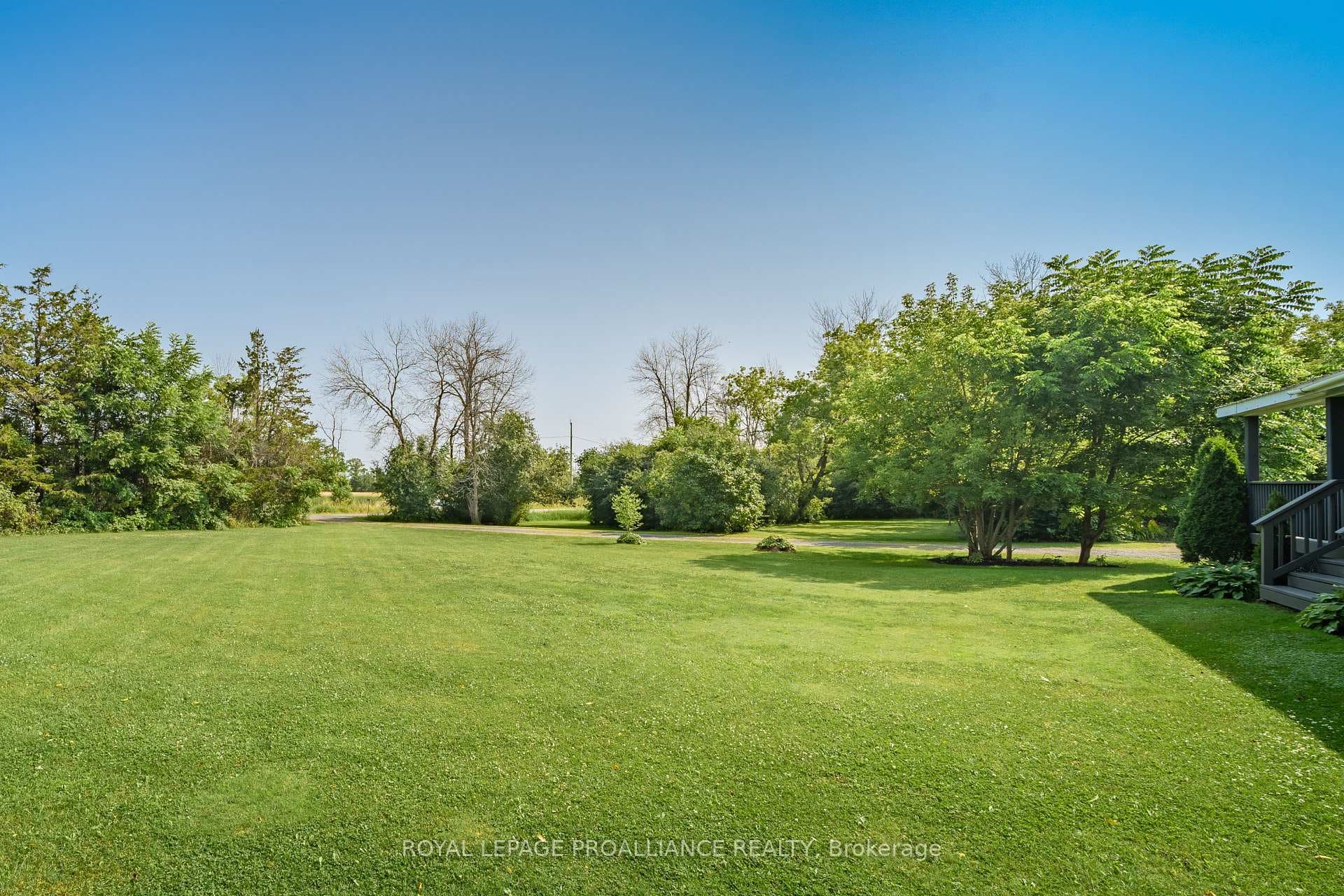 216 Lazier Road photo 29