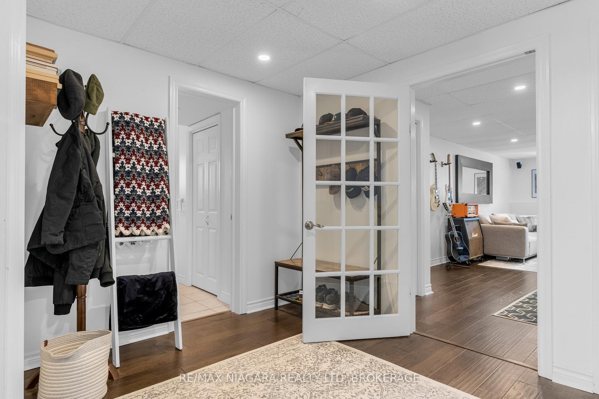 8142 Marcon Street photo 26