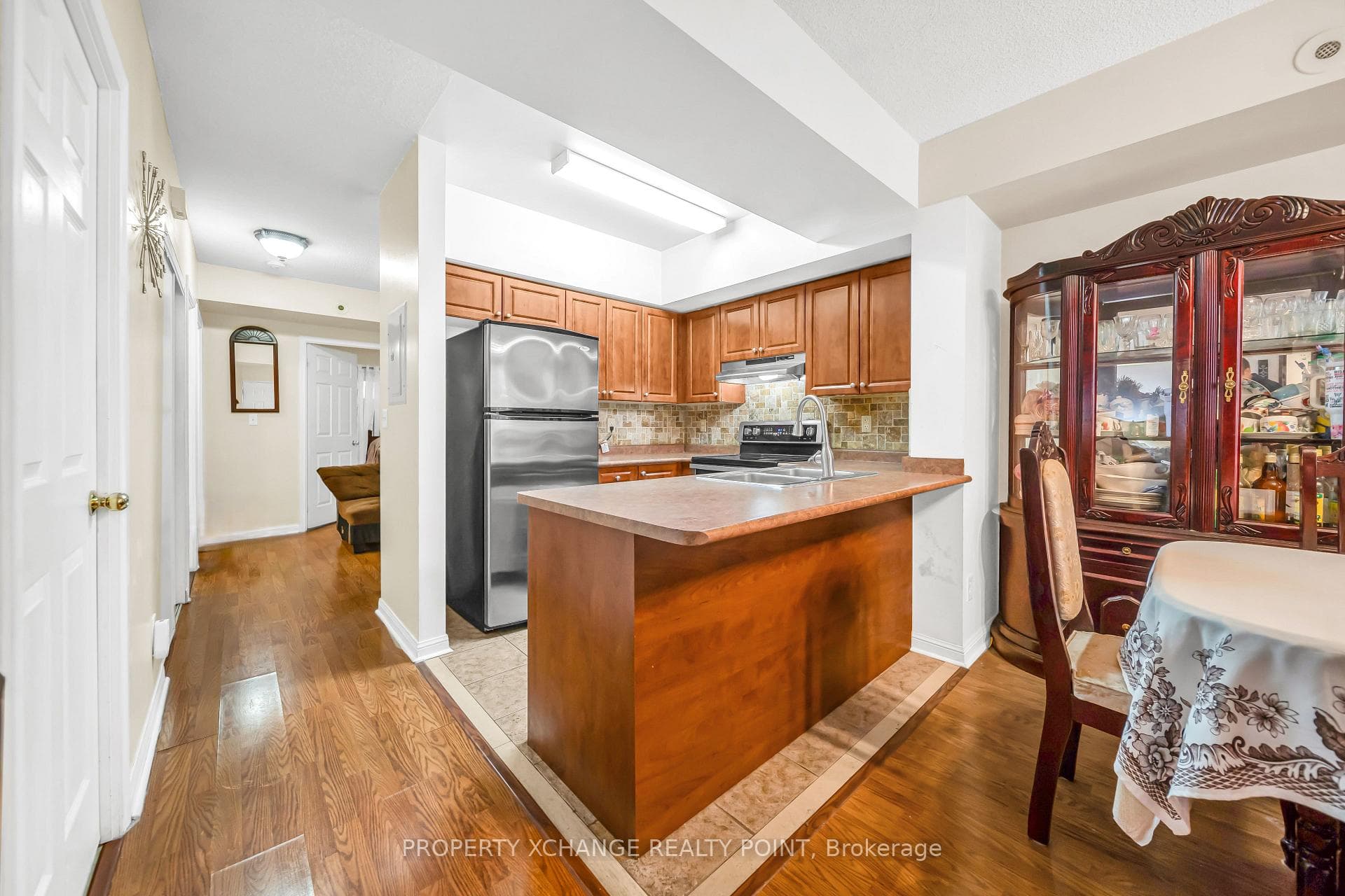 3049 Finch Avenue Unit 1003 photo 4