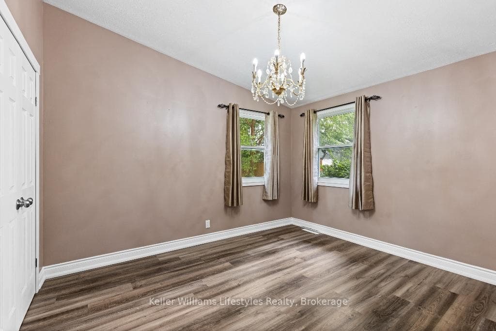 974 Buckingham Drive photo 3