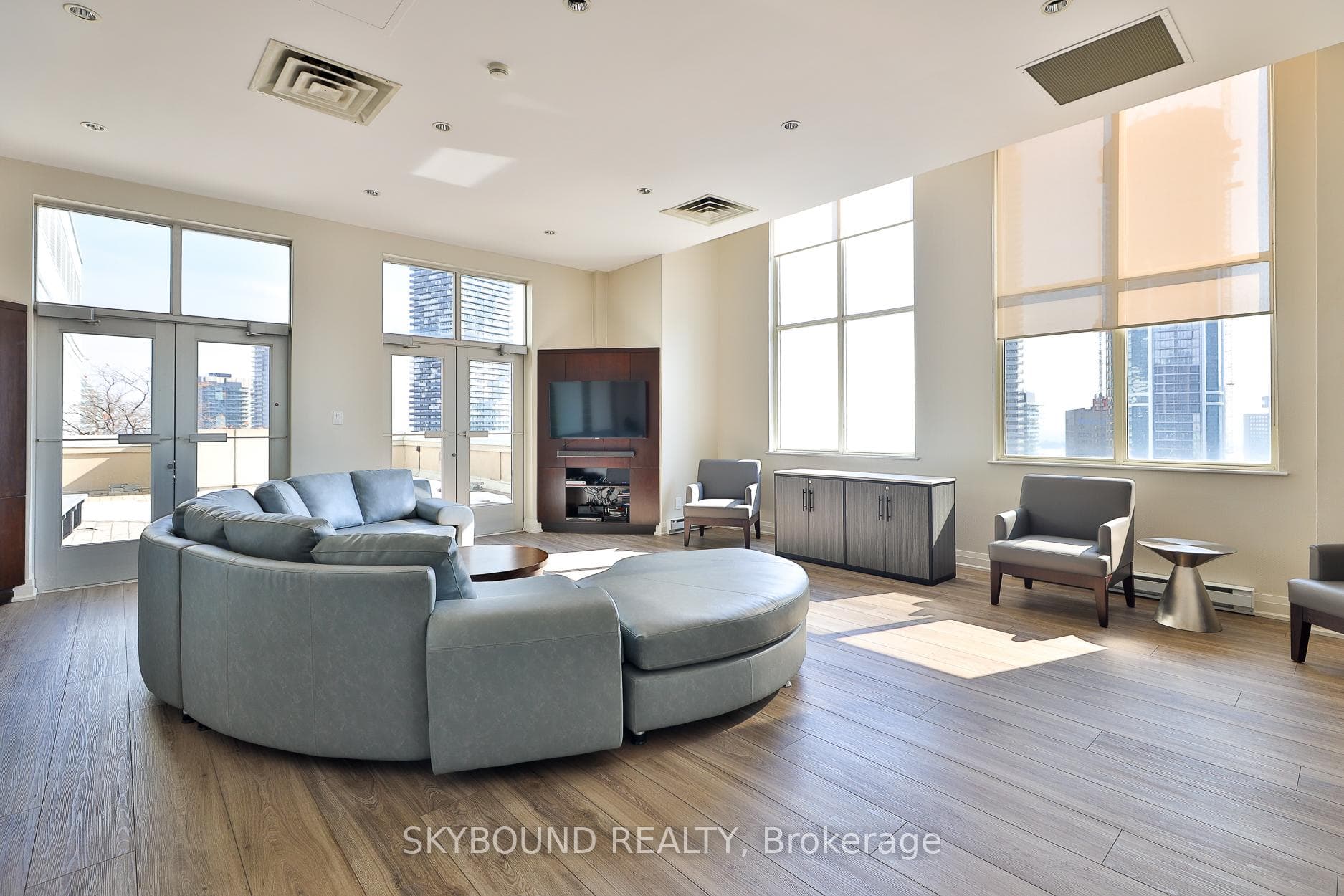 25 The Esplanade N/A Unit 2201 photo 33