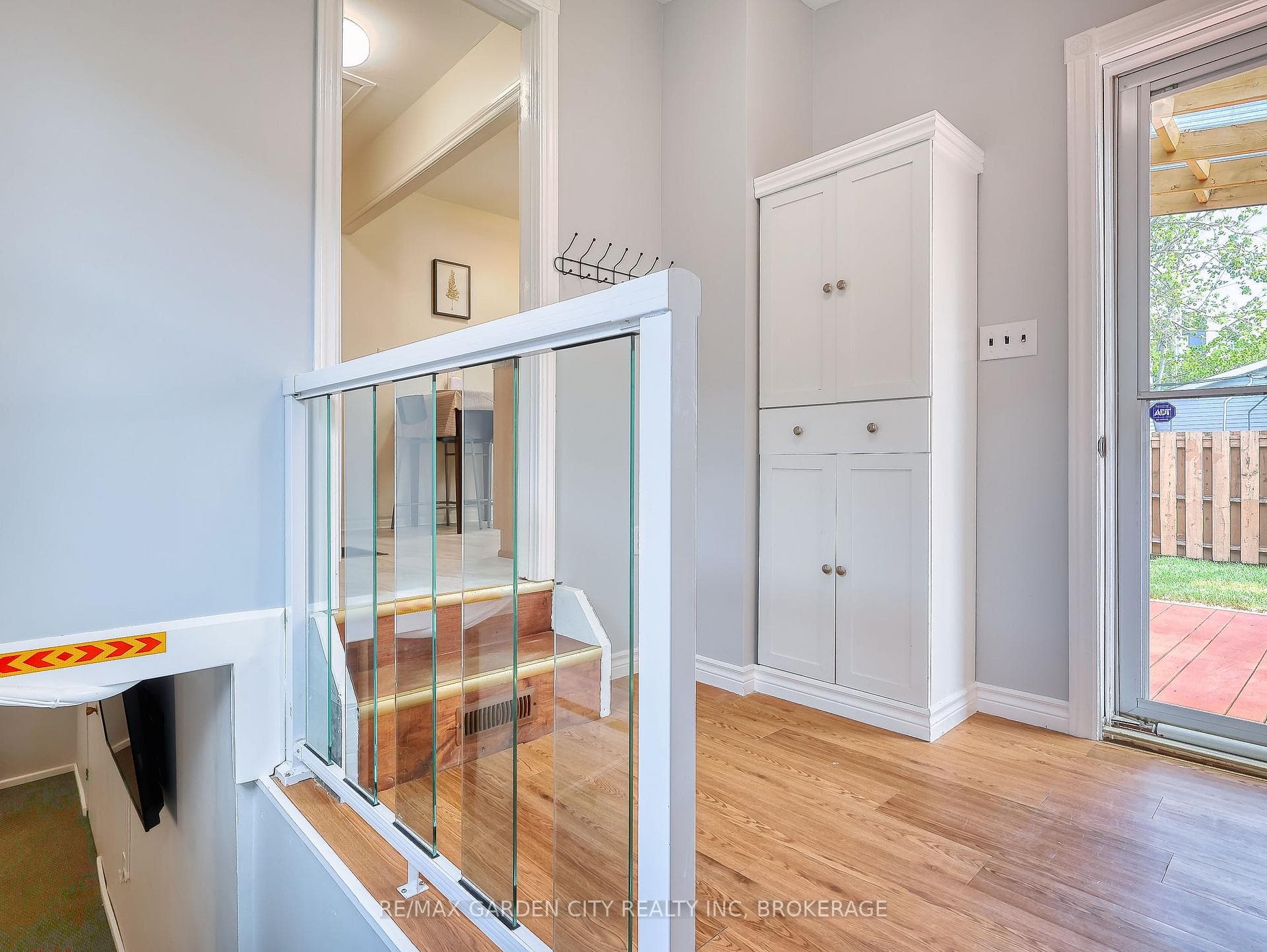 Back foyer with storage