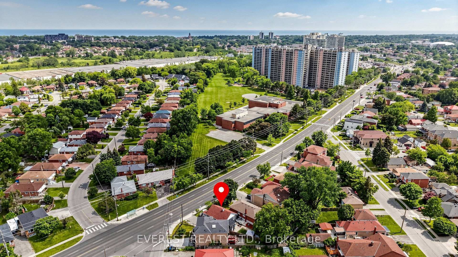 922A Danforth Road photo 43