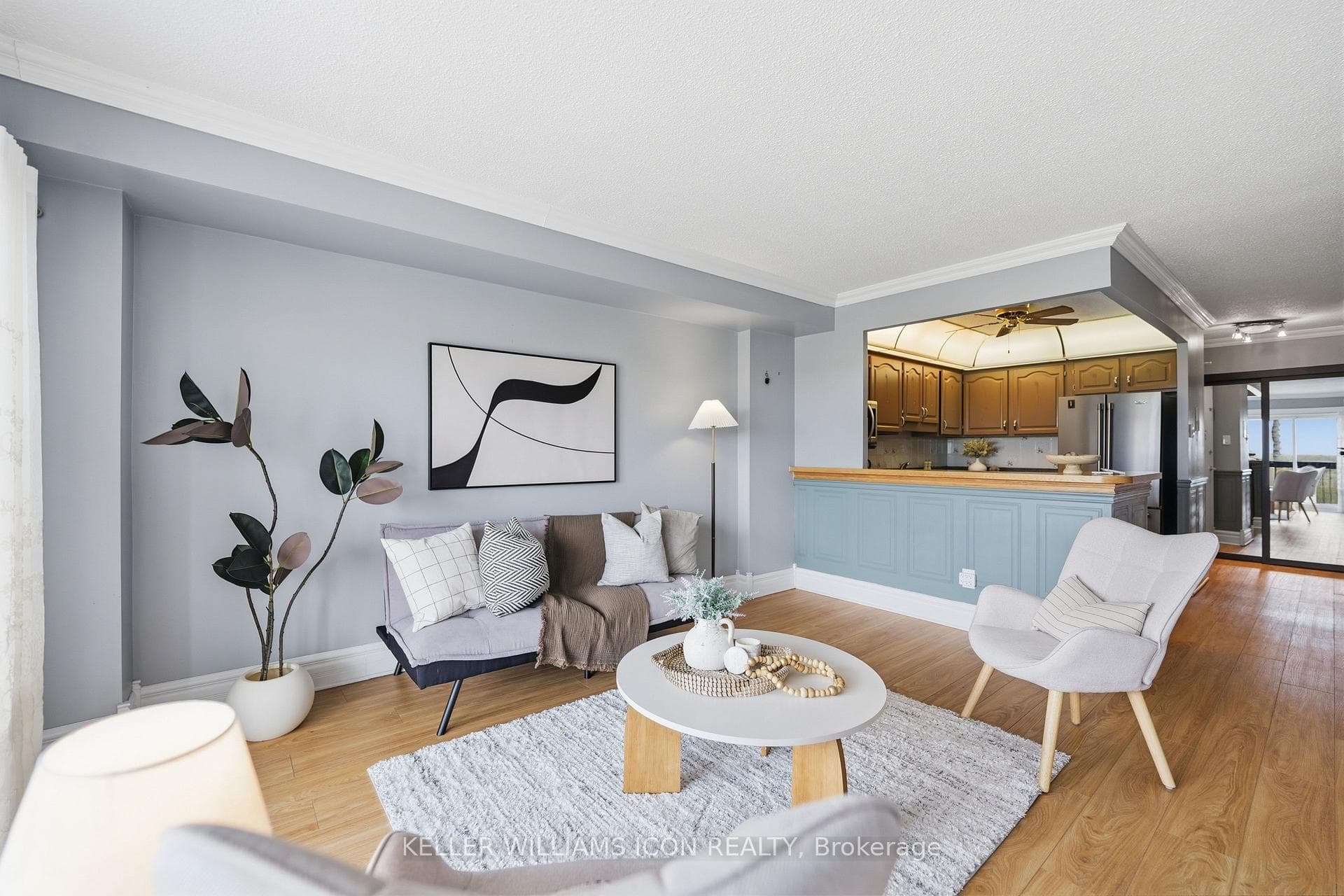 158C Mcarthur Avenue Unit 1607 photo 9