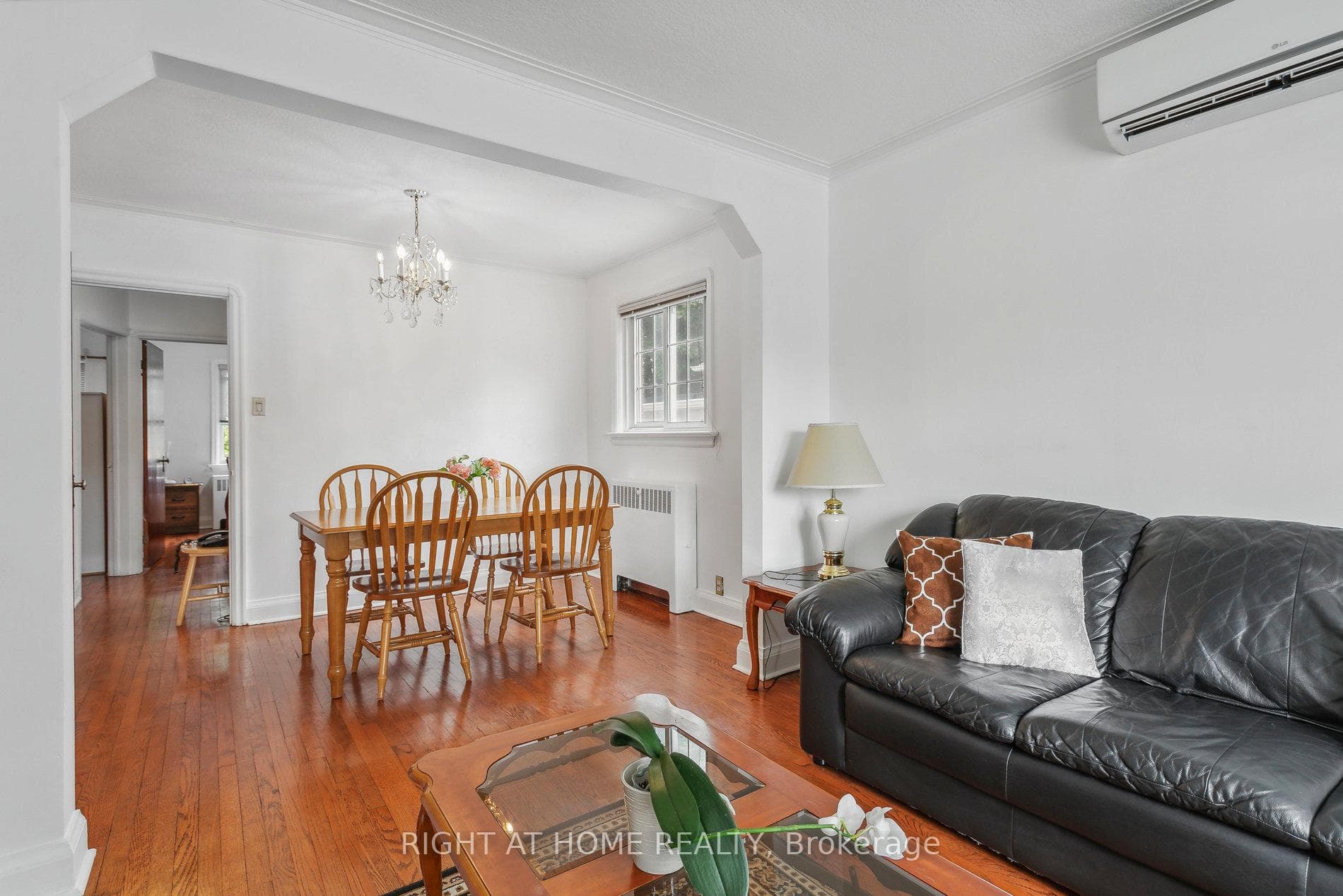 978 Pharmacy Avenue photo 12