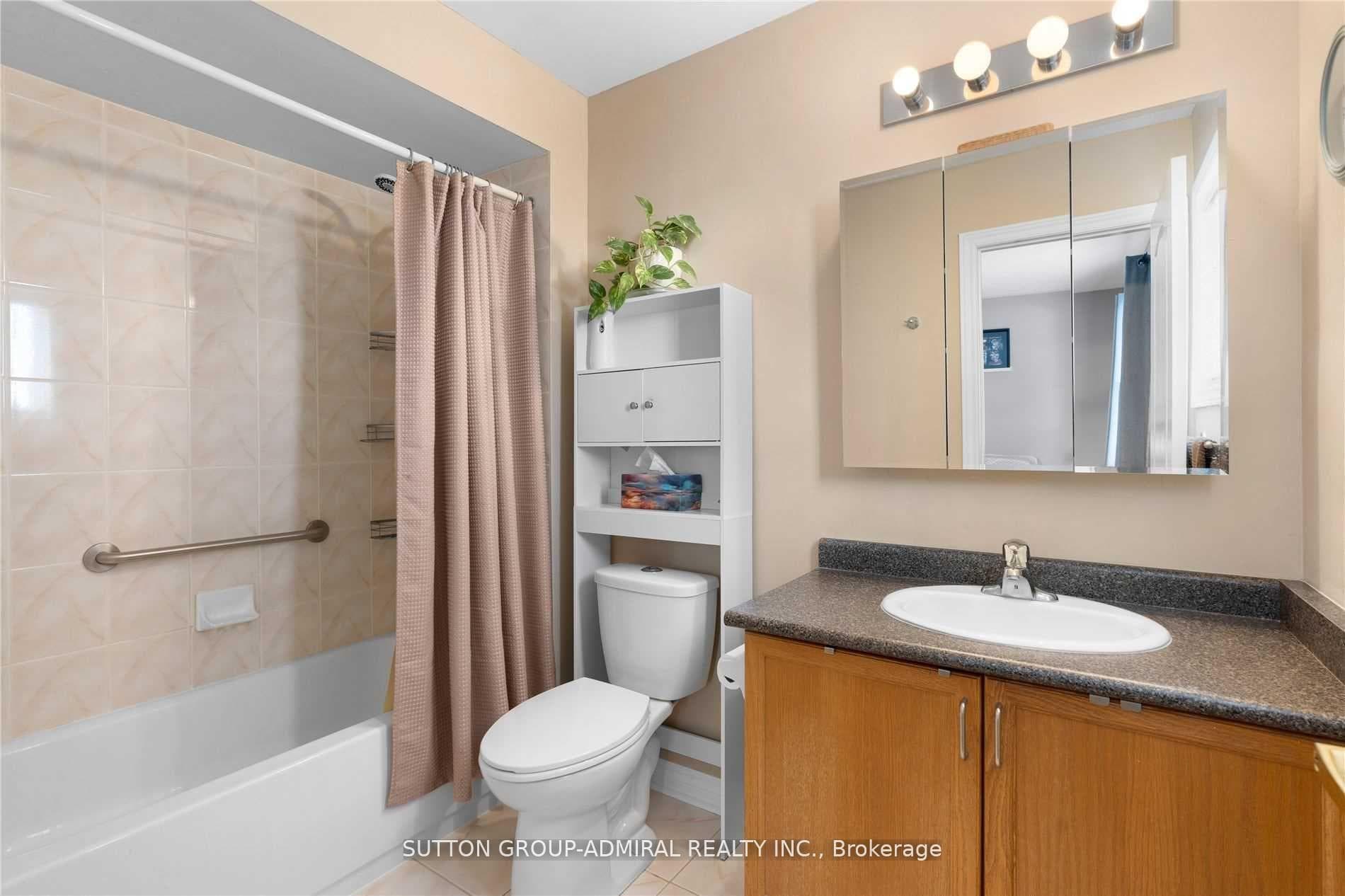 50 Maple Crown Terrace Unit Main photo 12