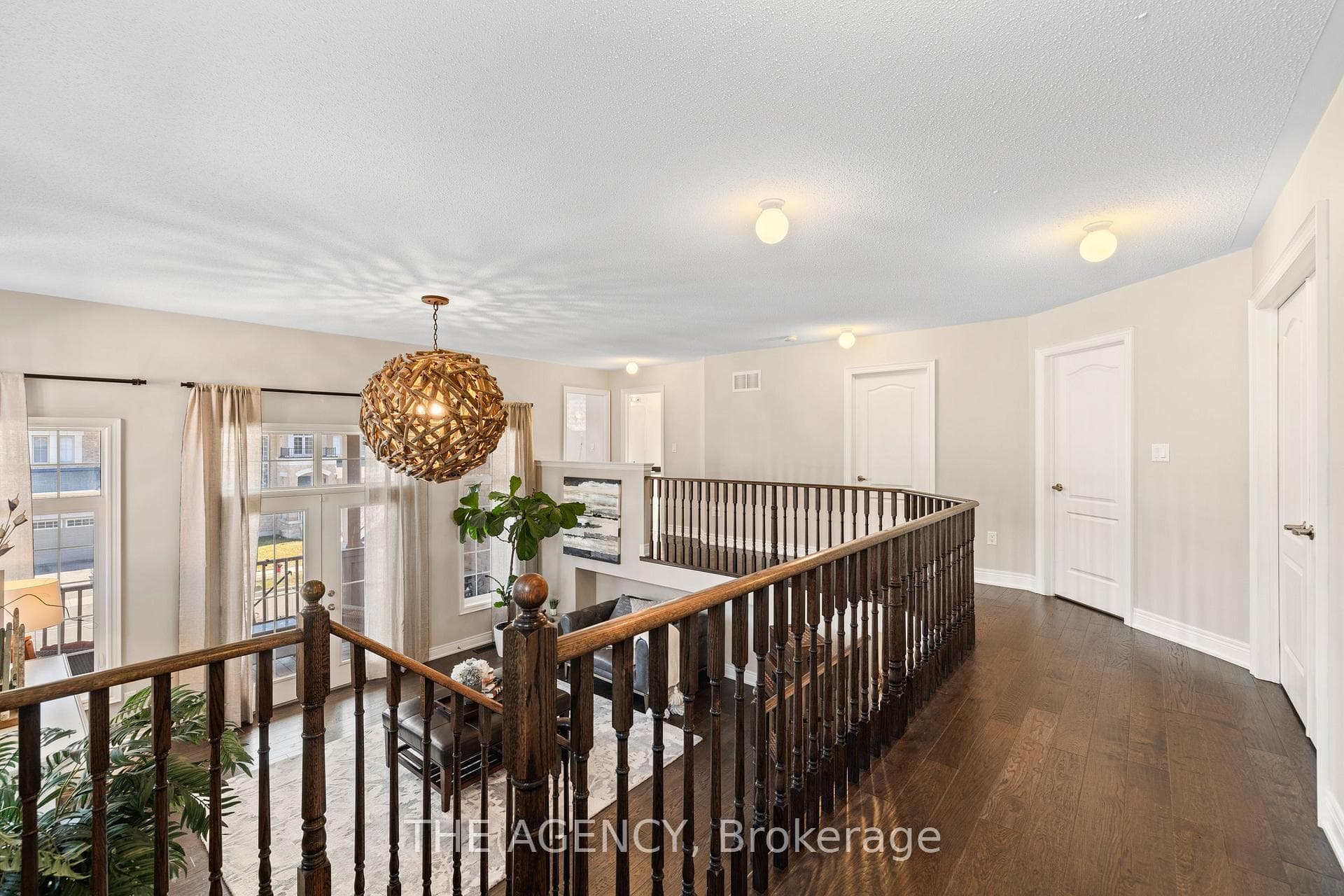 211 Stevenson Crescent photo 27