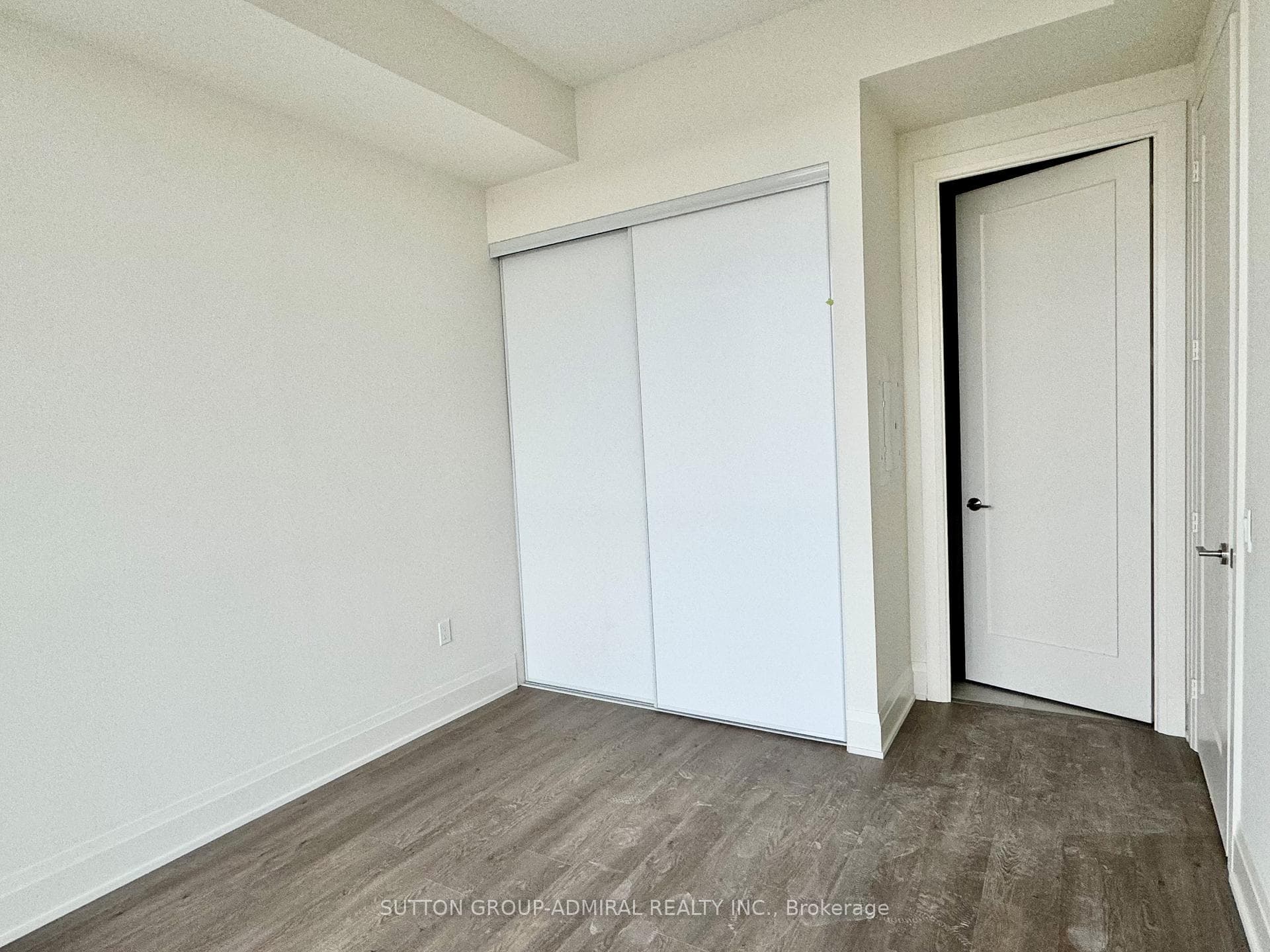 8960 Jane Street Unit 606 photo 8