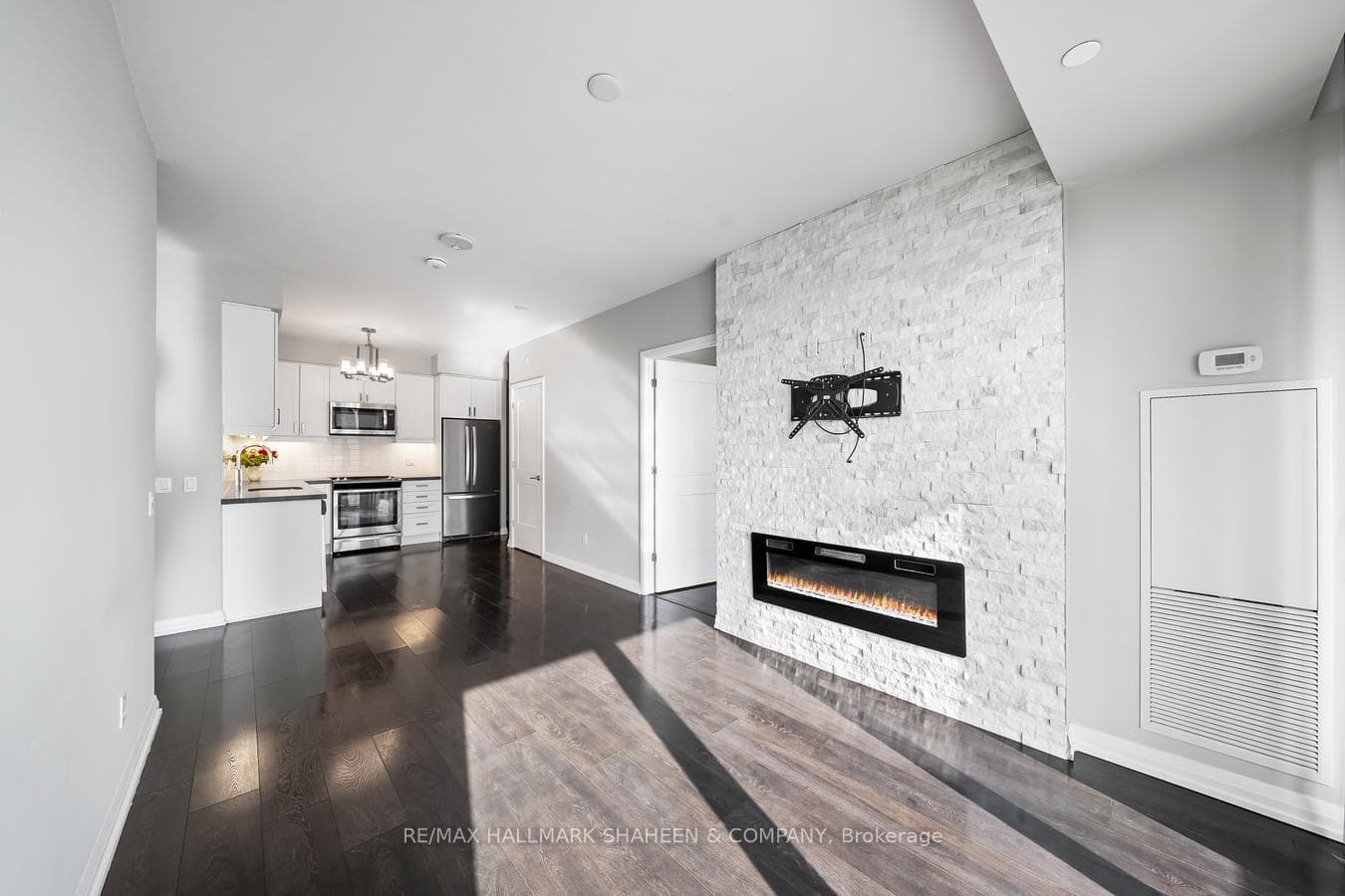 7895 Jane Street Unit 3308 photo 12