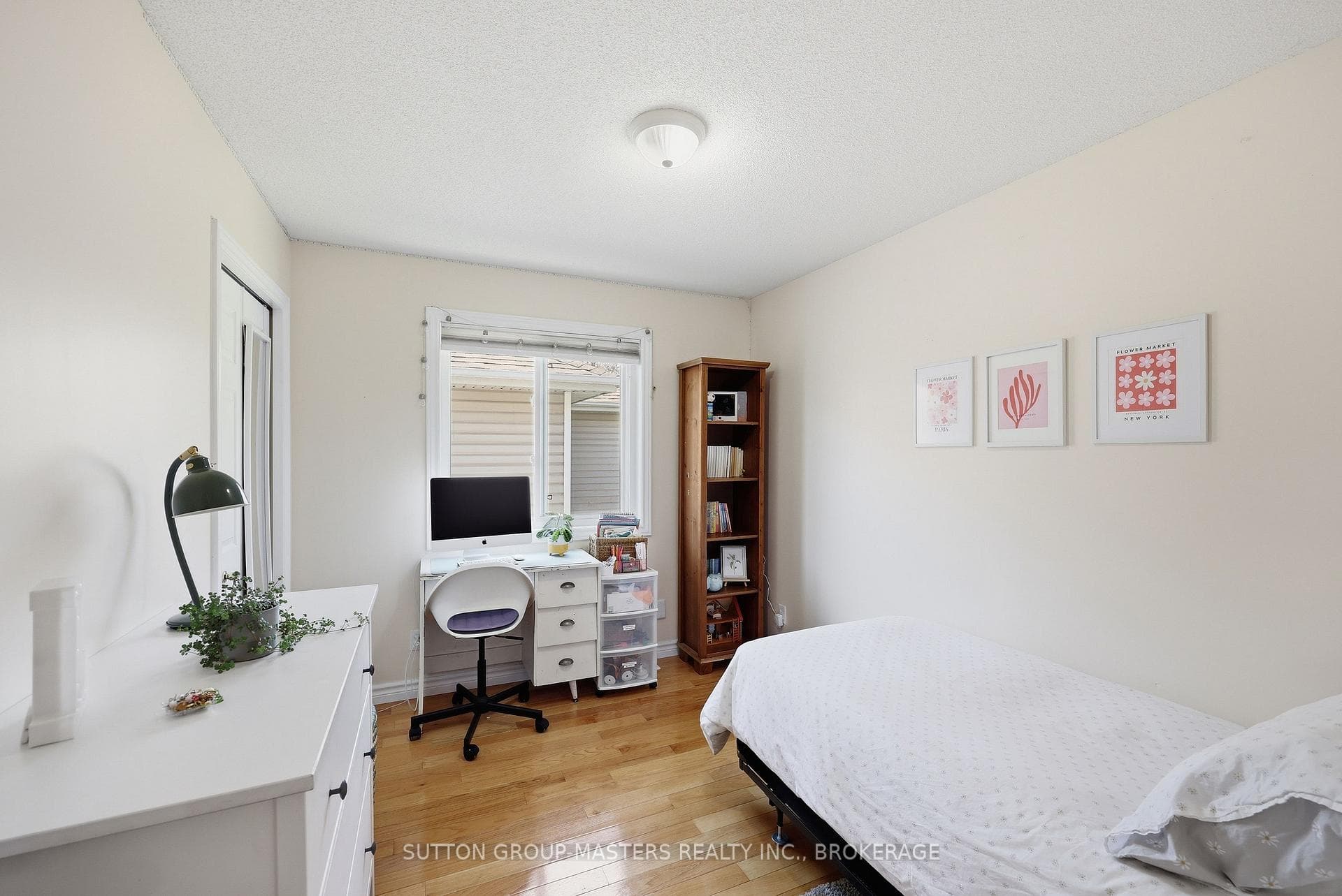668 Melrose Street photo 21
