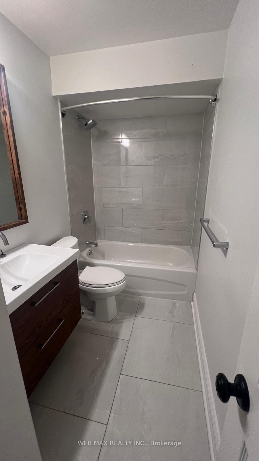 46 Davis Road photo 16