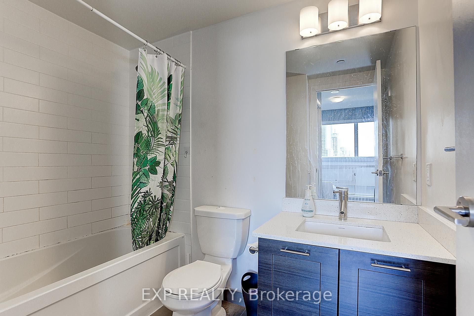 2200 Lakshore Boulevard Unit 613 photo 20