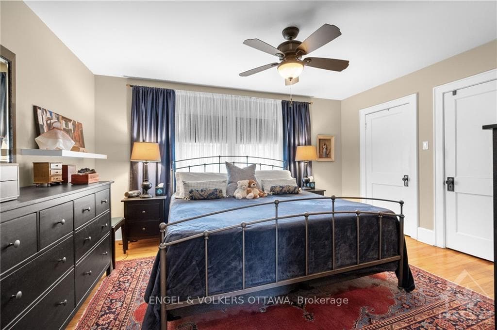 56 WILLARD Street photo 13