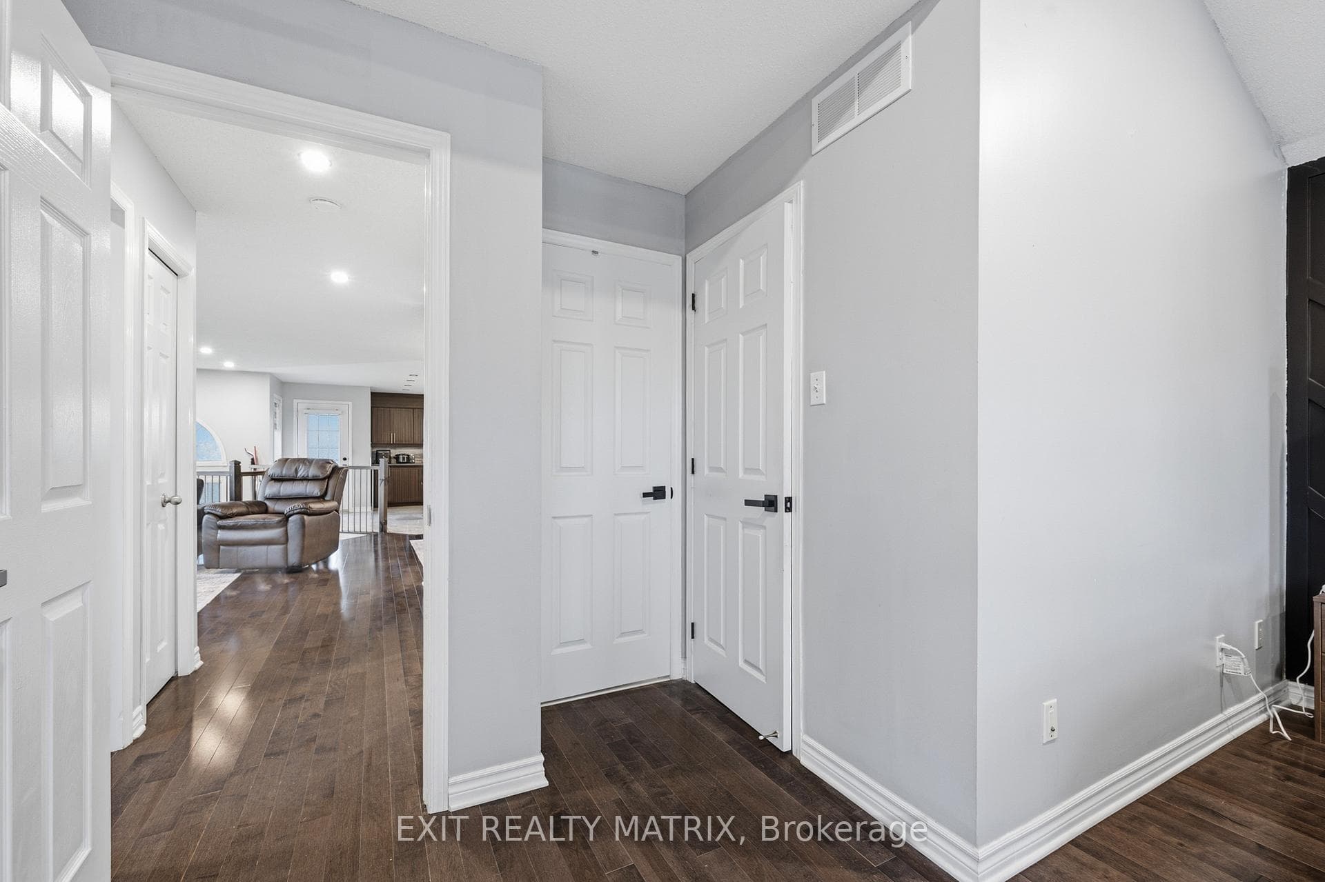 1511 Rumford Drive photo 37
