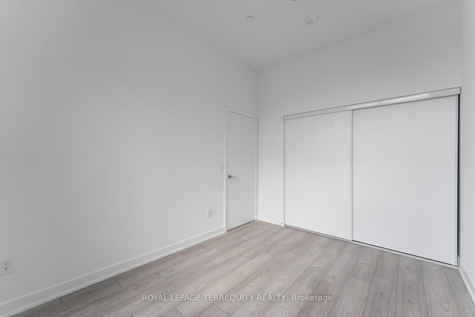 3005 Pine Glen Road Unit PH 802 photo 15