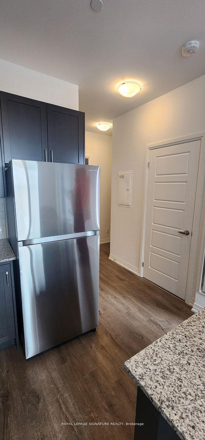 3285 Carding Mill Trail Unit 404 photo 7