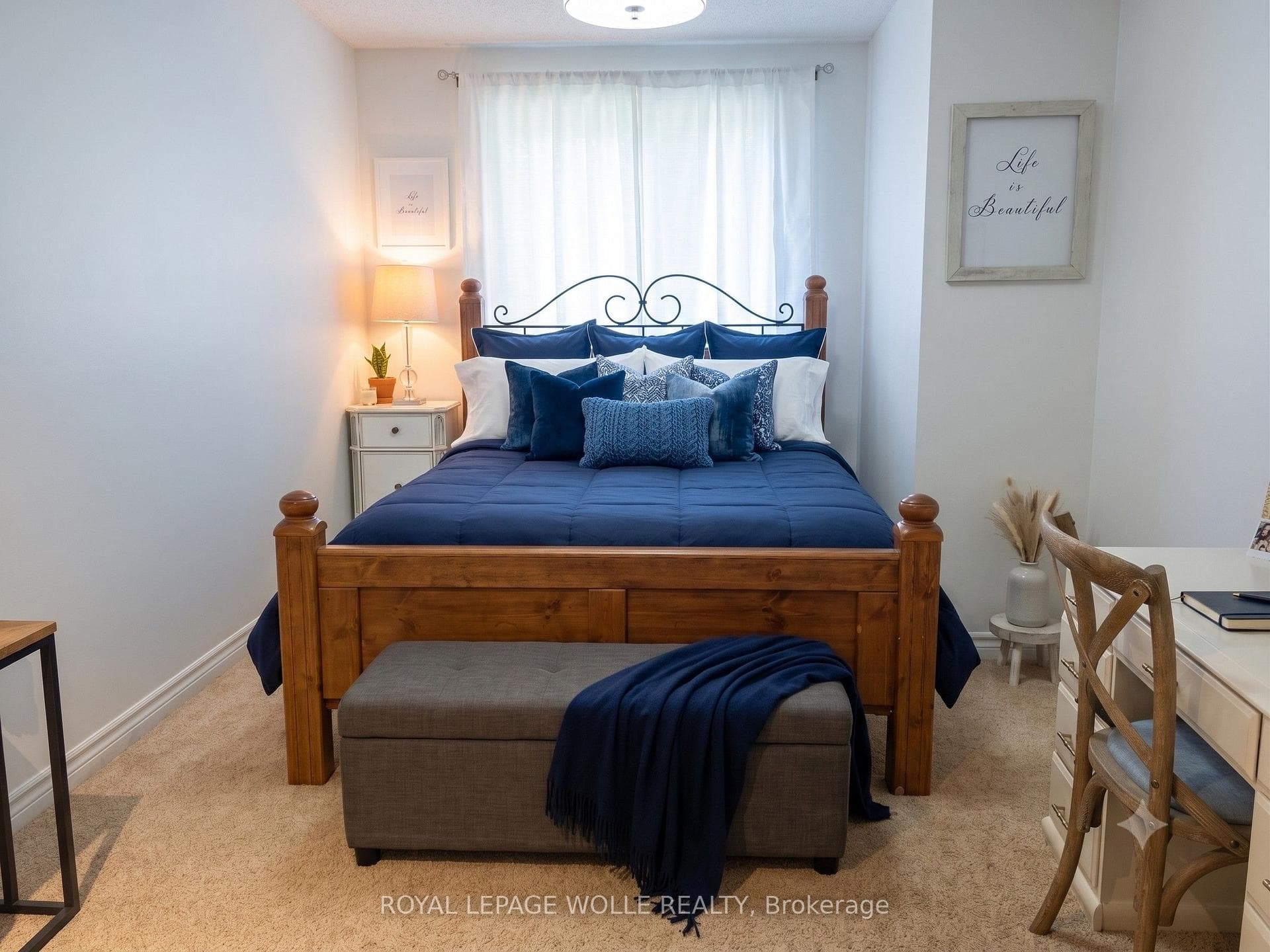 279 Sandowne Drive Unit 14 photo 12