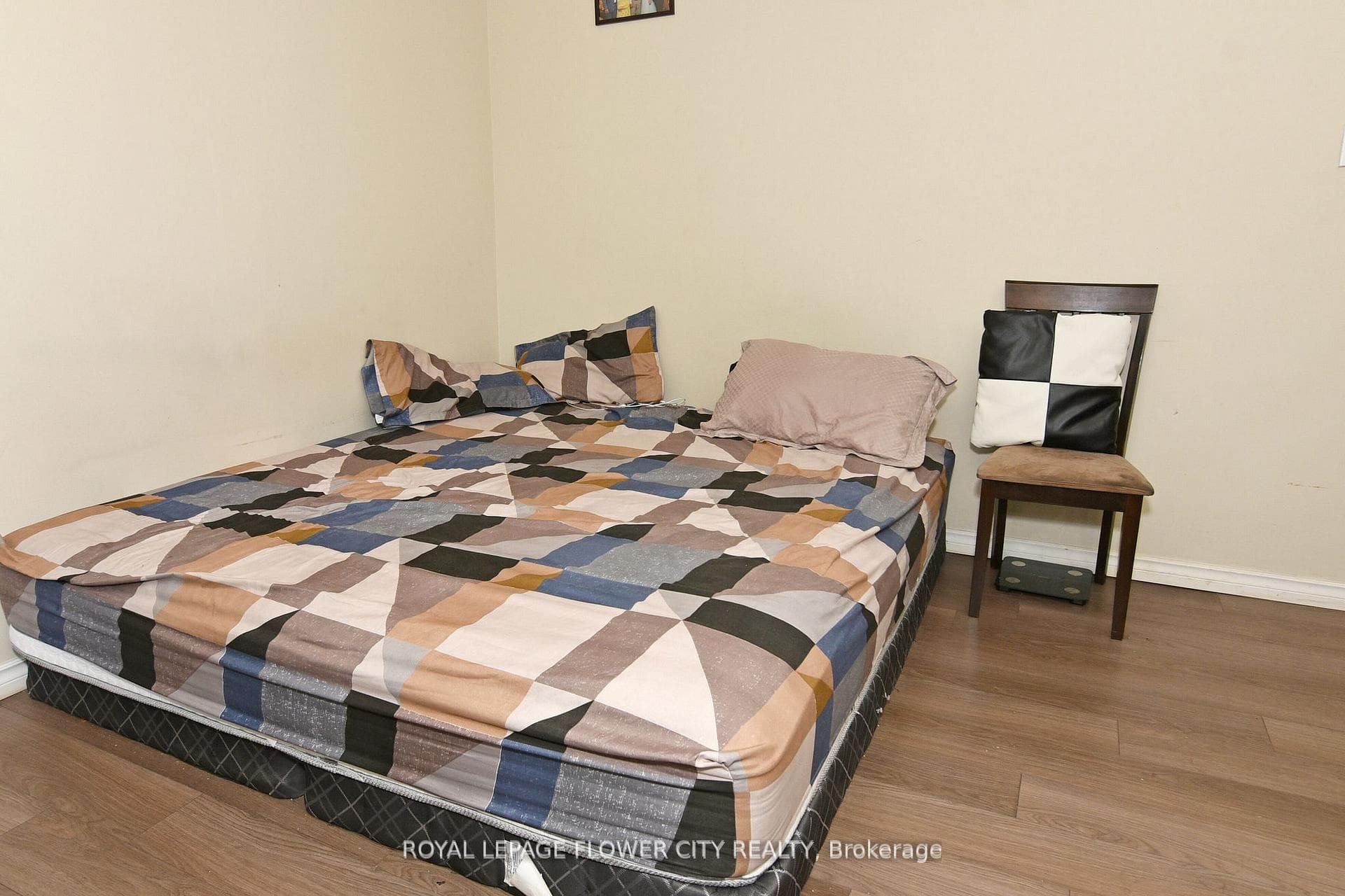 1176 Hamilton Road Unit 105 photo 6