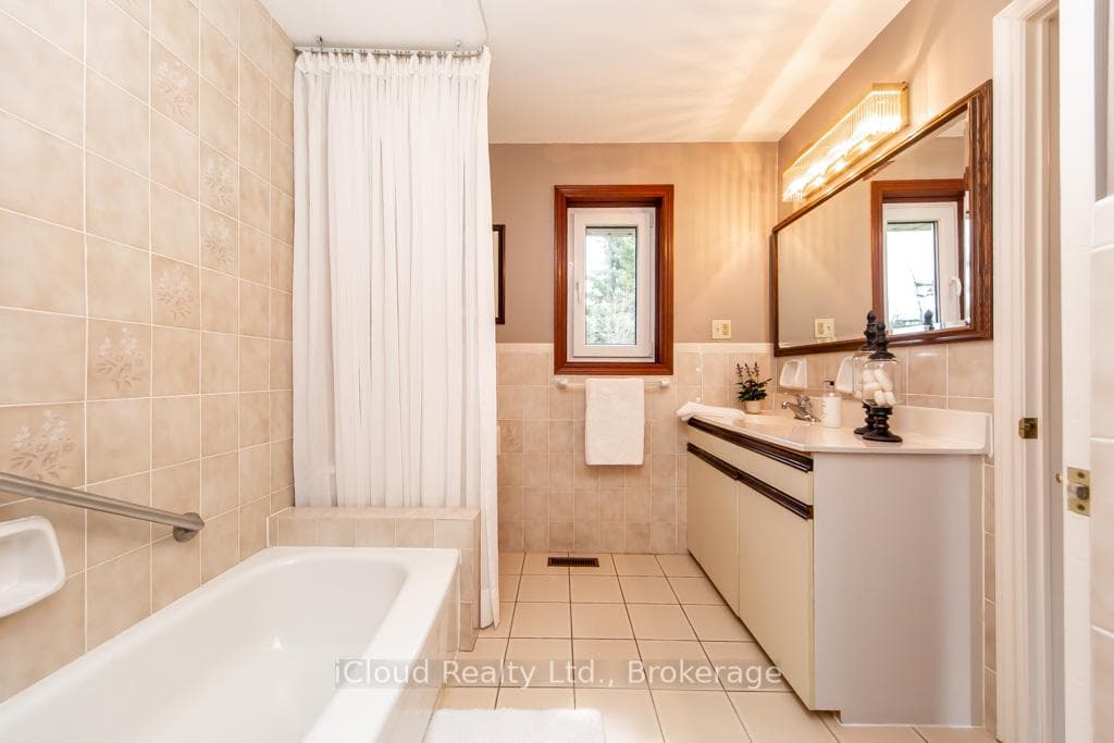 4101 Campbellville Road photo 23