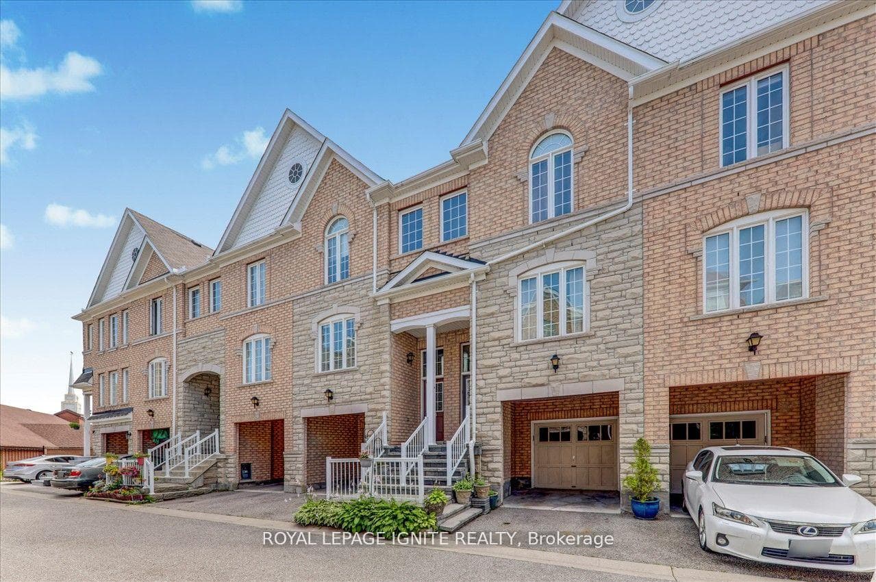 530 Kingston Road Unit 24 photo 2