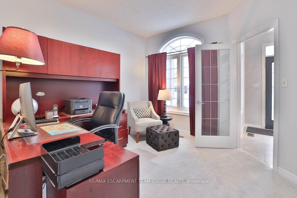 4184 Kane Crescent photo 32