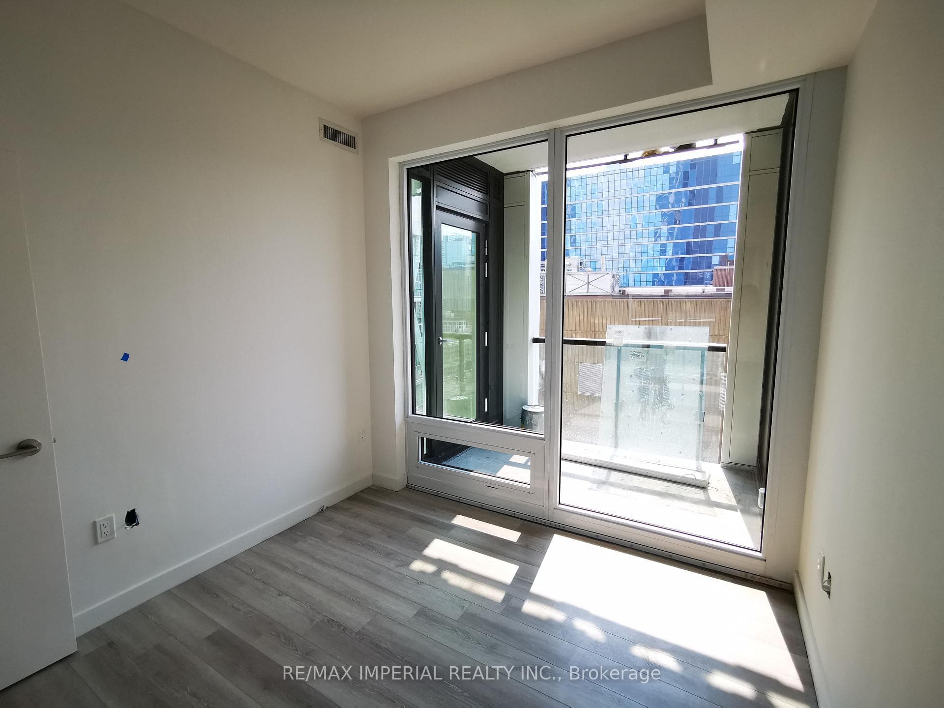 121 St Patrick Street Unit 1621 photo 16