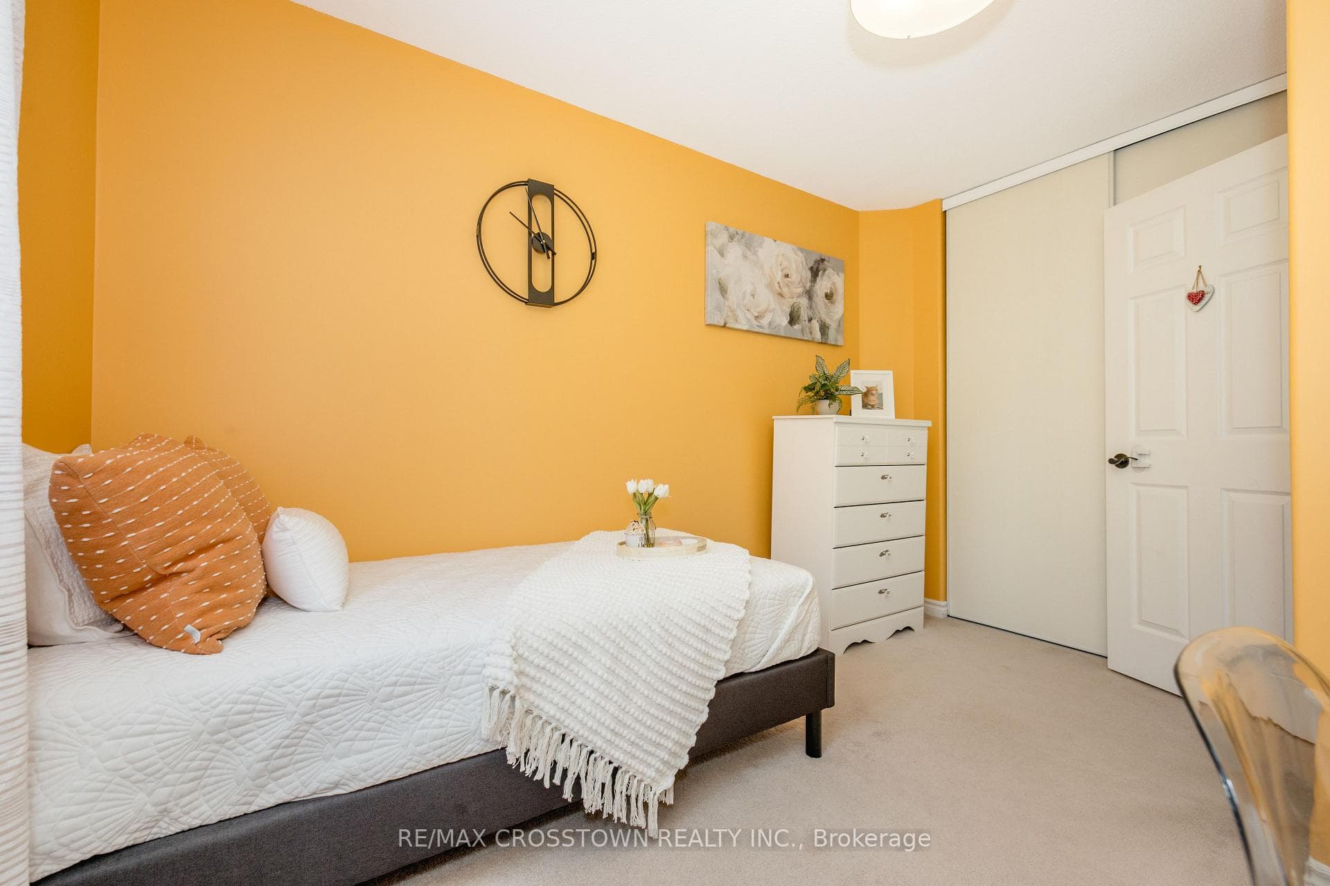 11 Revelstoke Court photo 29