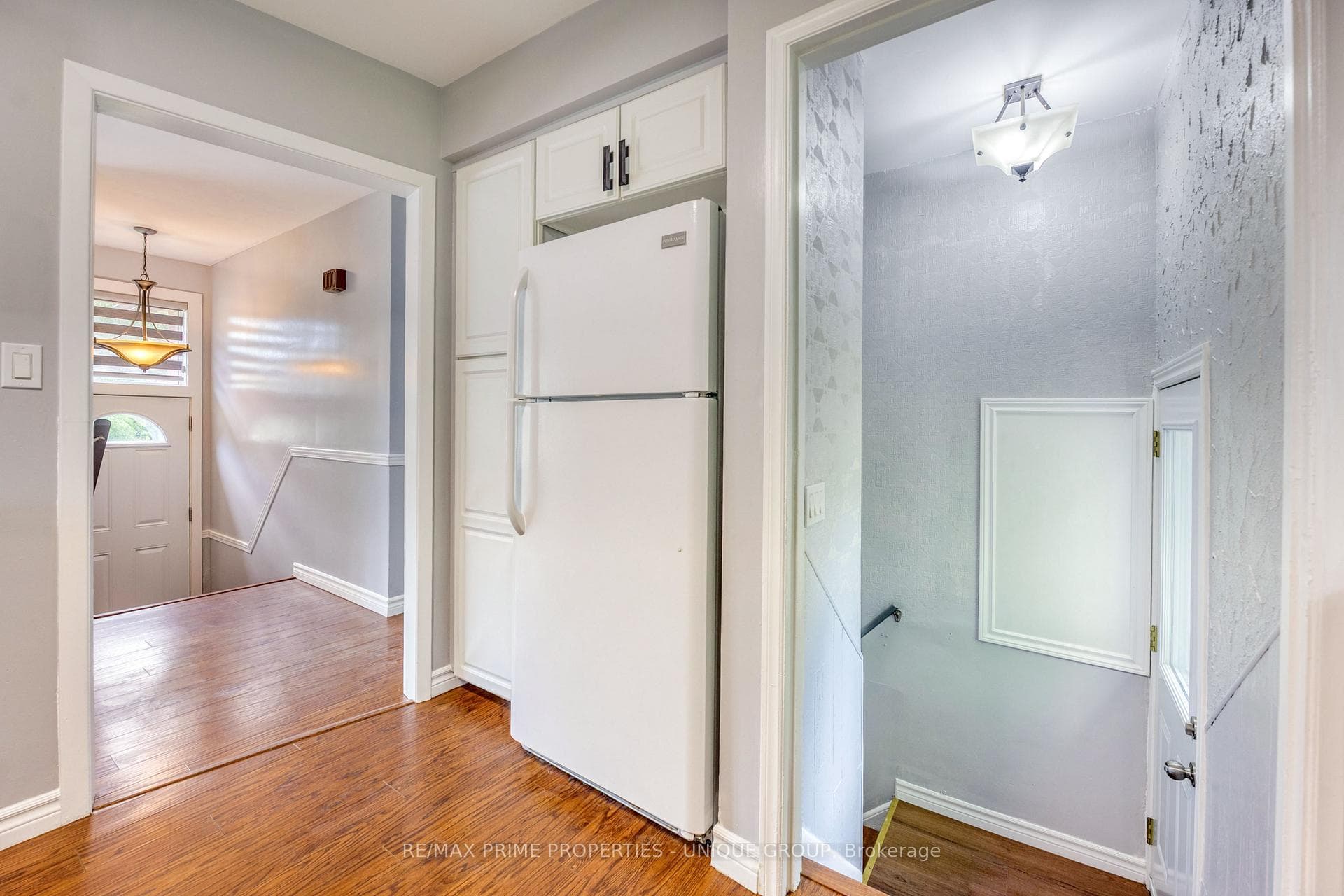 890 Hollands Avenue photo 27