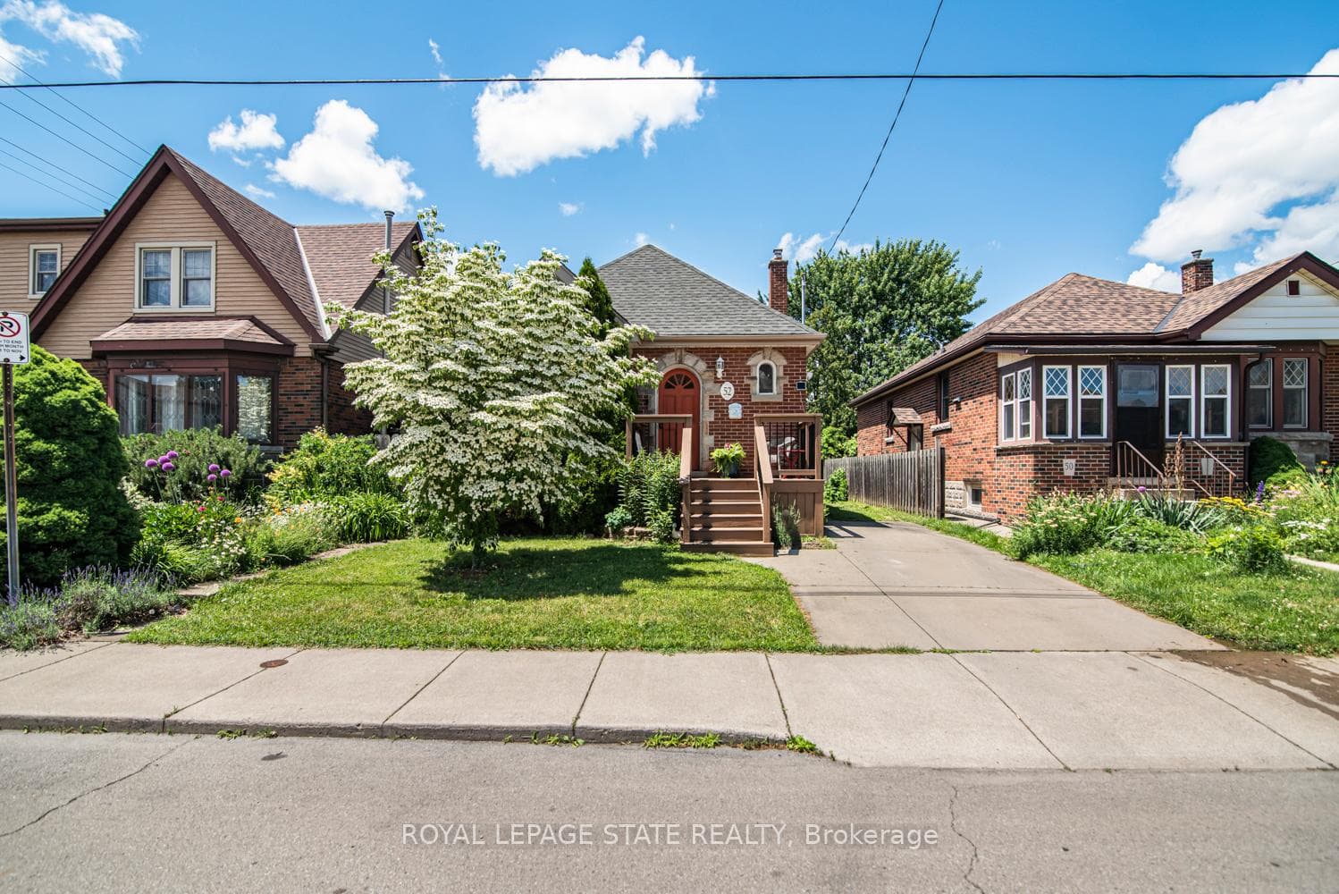 52 Cameron Avenue photo 3