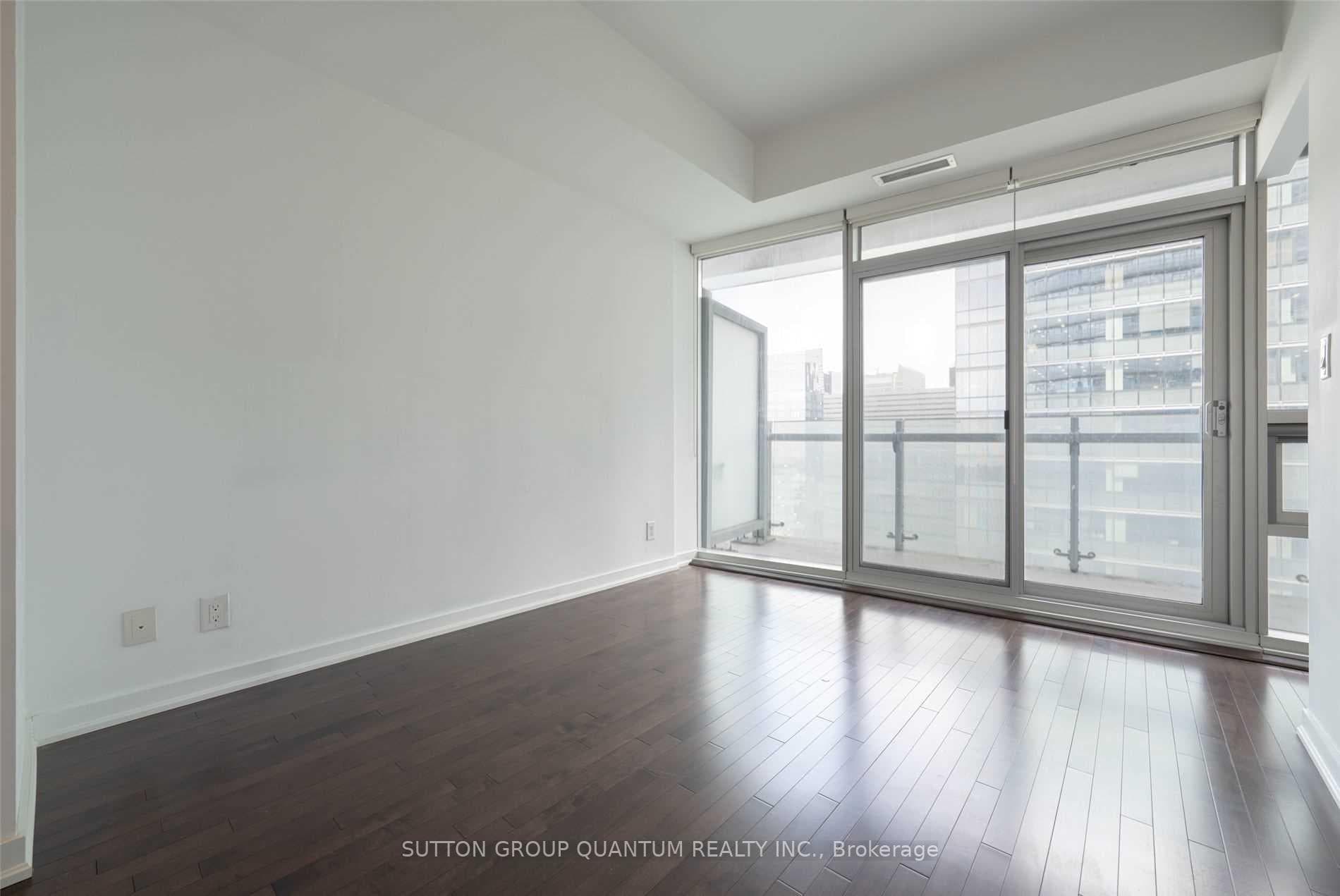 12 York Street Unit 3809 photo 7