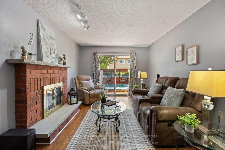 116 Erickson Drive photo 11