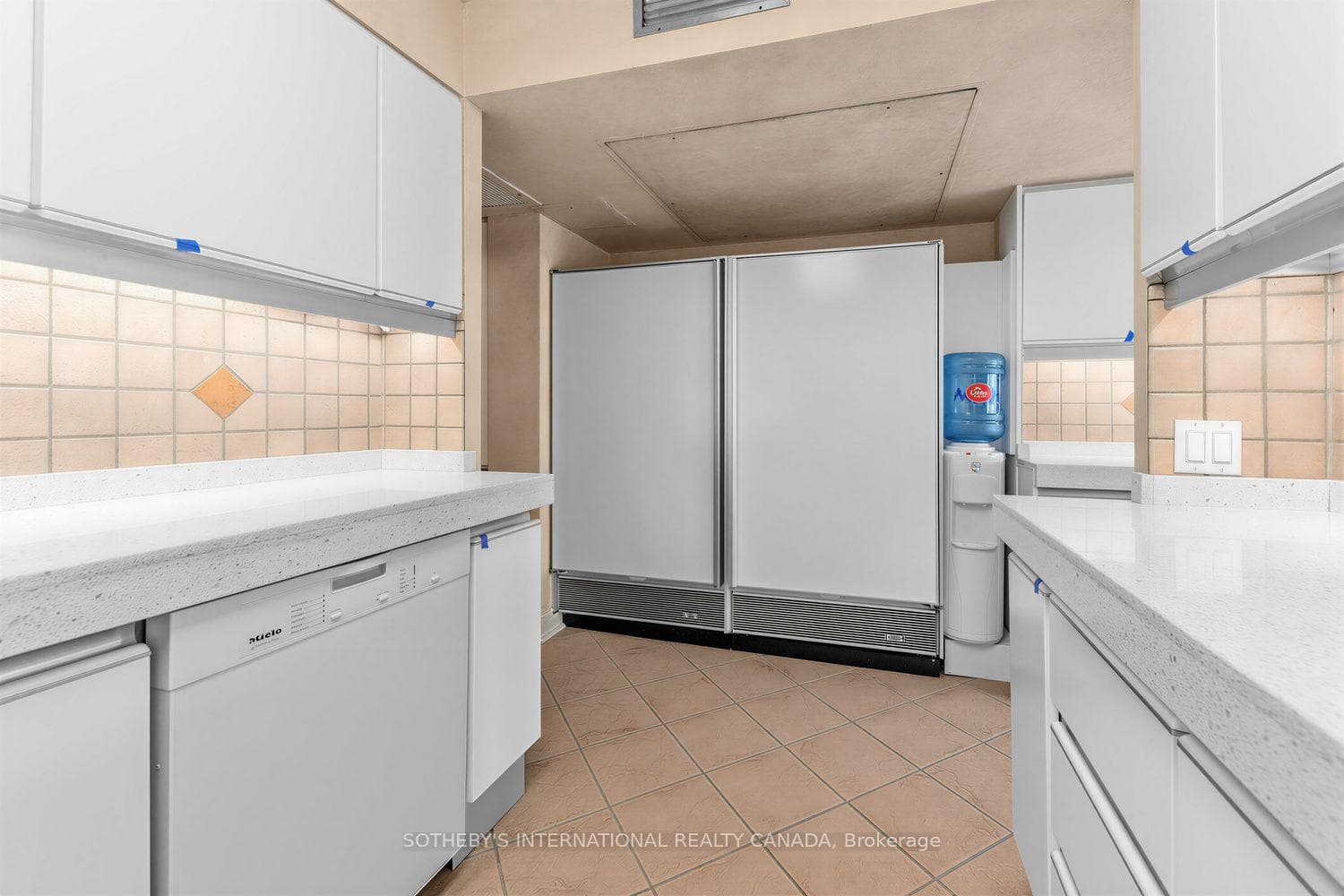 63 St Clair Avenue Unit 1801 photo 14