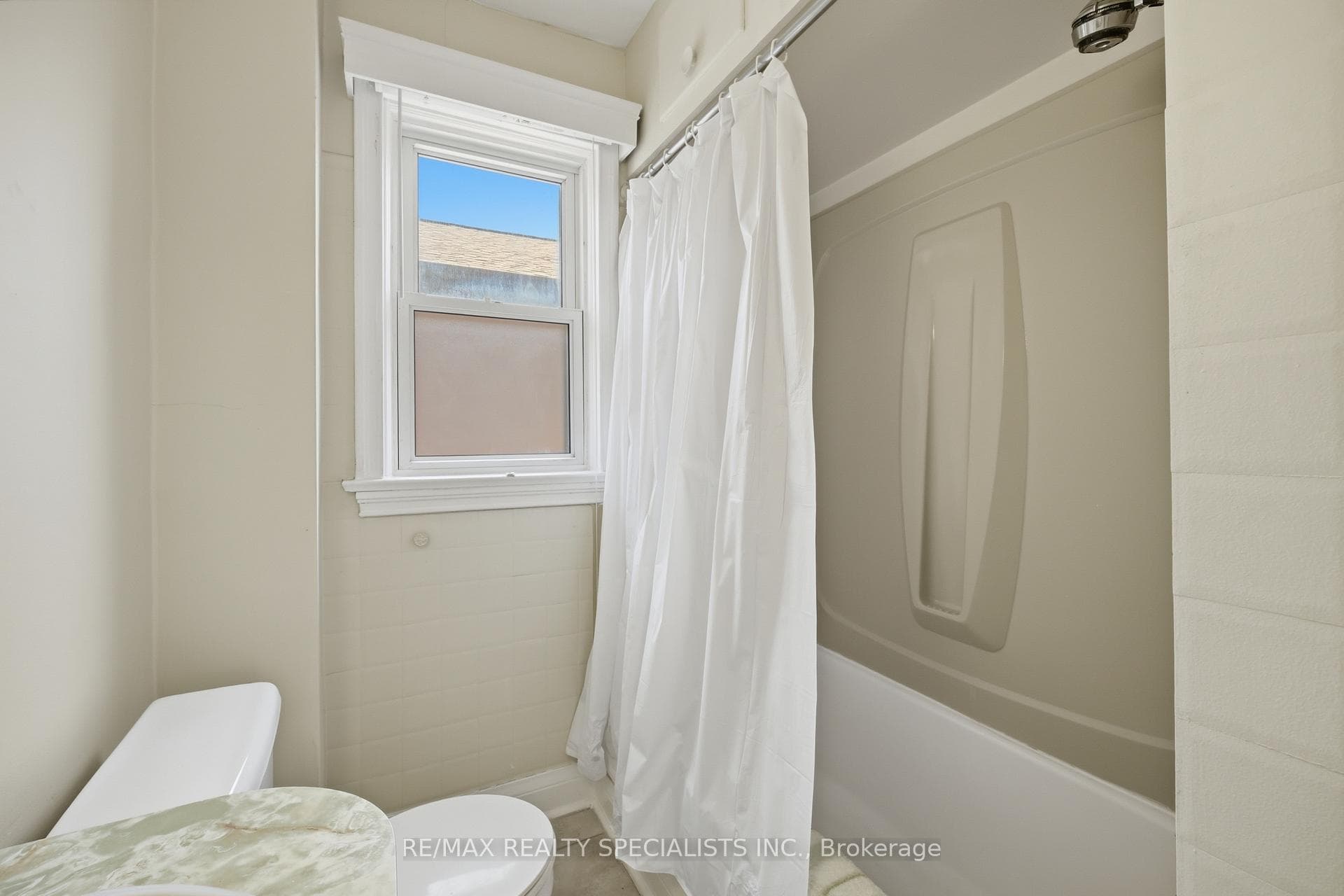 15 Struthers Street photo 21