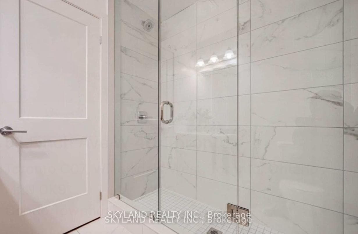 57 Finch West Avenue Unit 40 photo 22