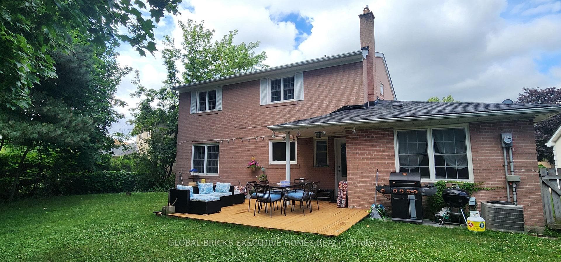23 Whitefriars Drive photo 25