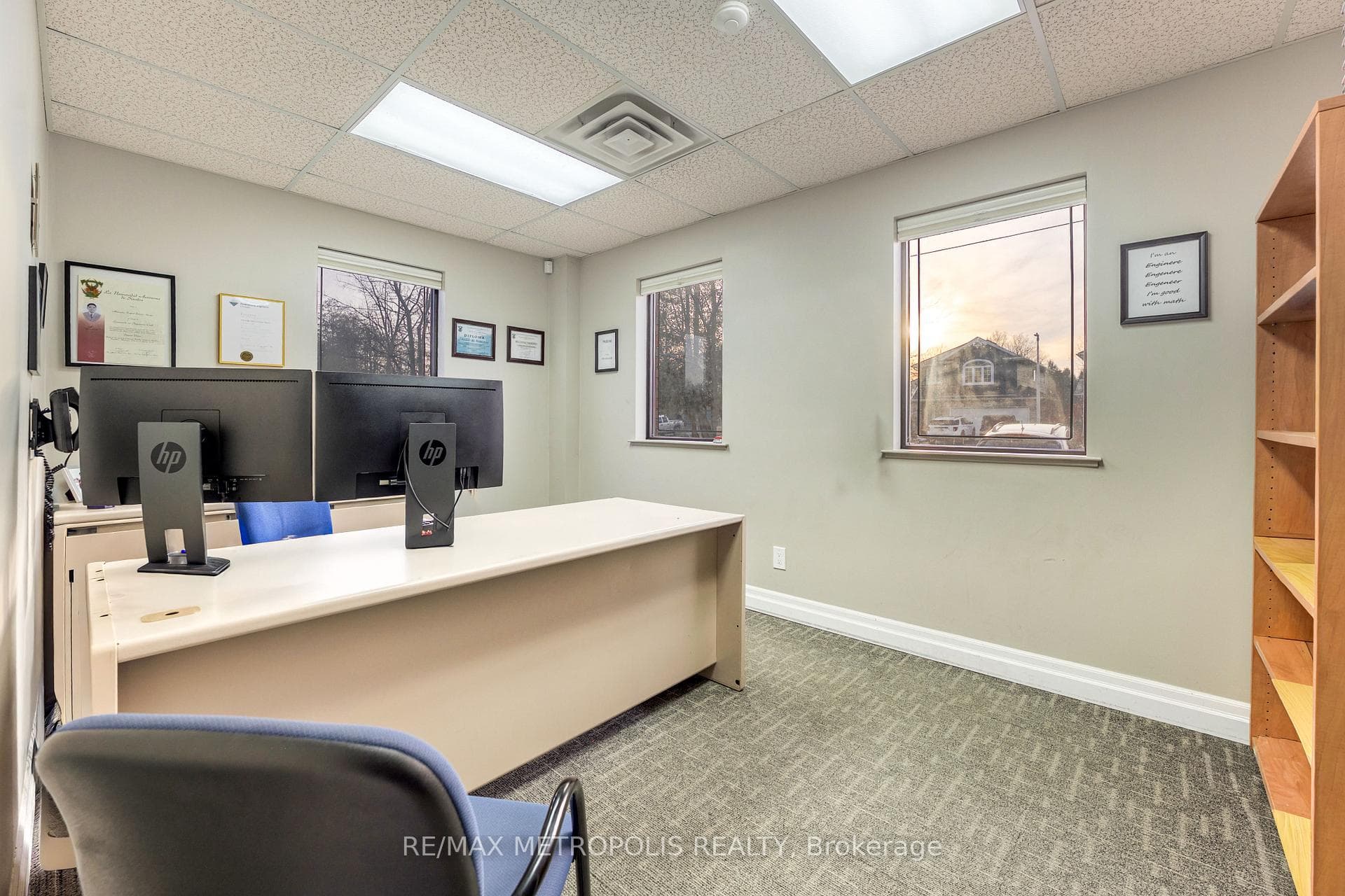 2695 Hamilton Road Unit B photo 8