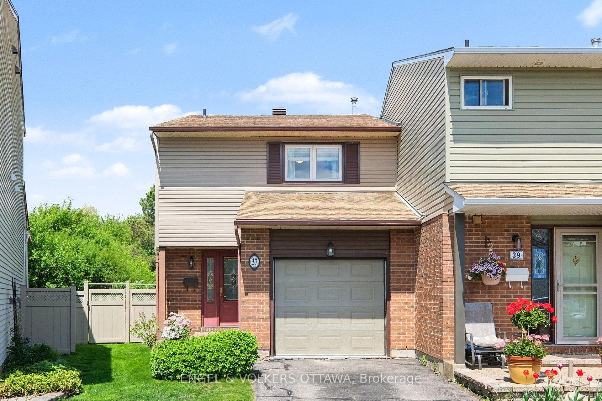 37 Gentle Gate Crescent photo 2