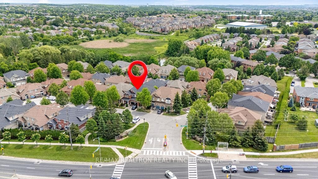 678 Skye Court photo 44