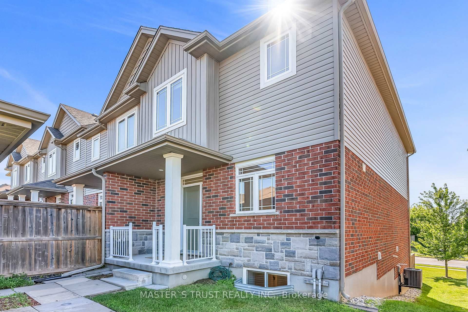 9 Amos Drive Unit 5 photo 6