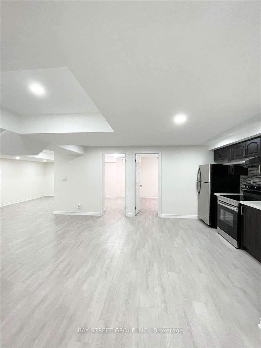 27 Brownsberger Road photo 5