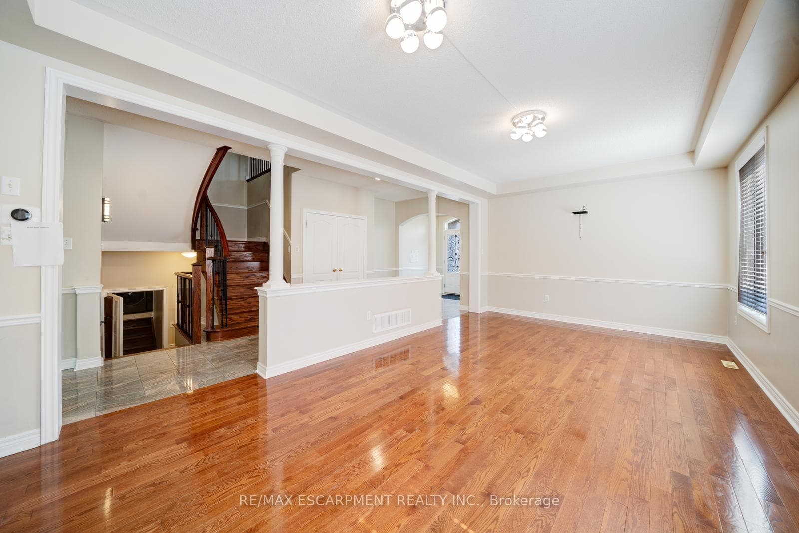 23 Grubin Avenue photo 5