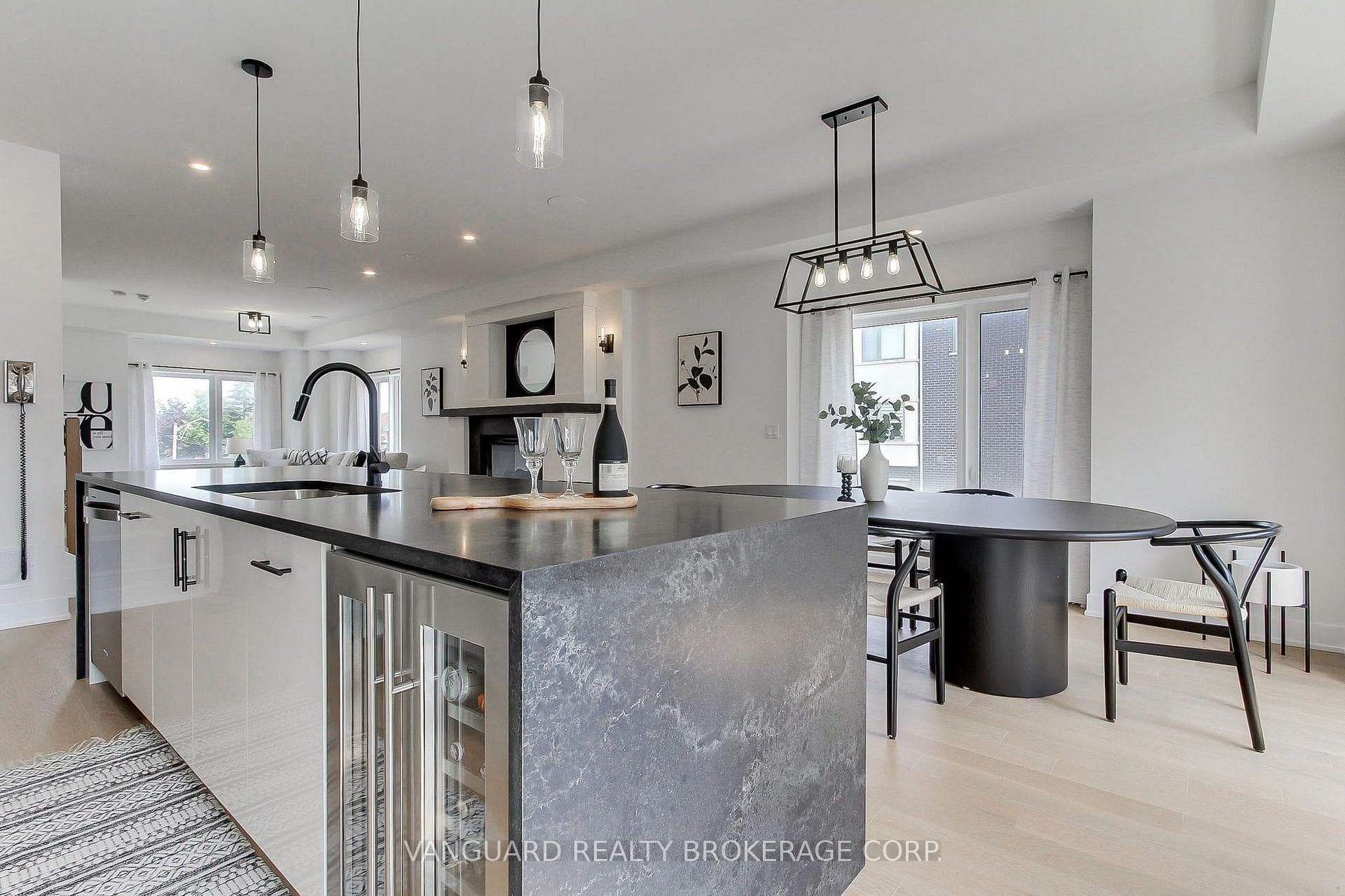 146 Landsbridge Street photo 10