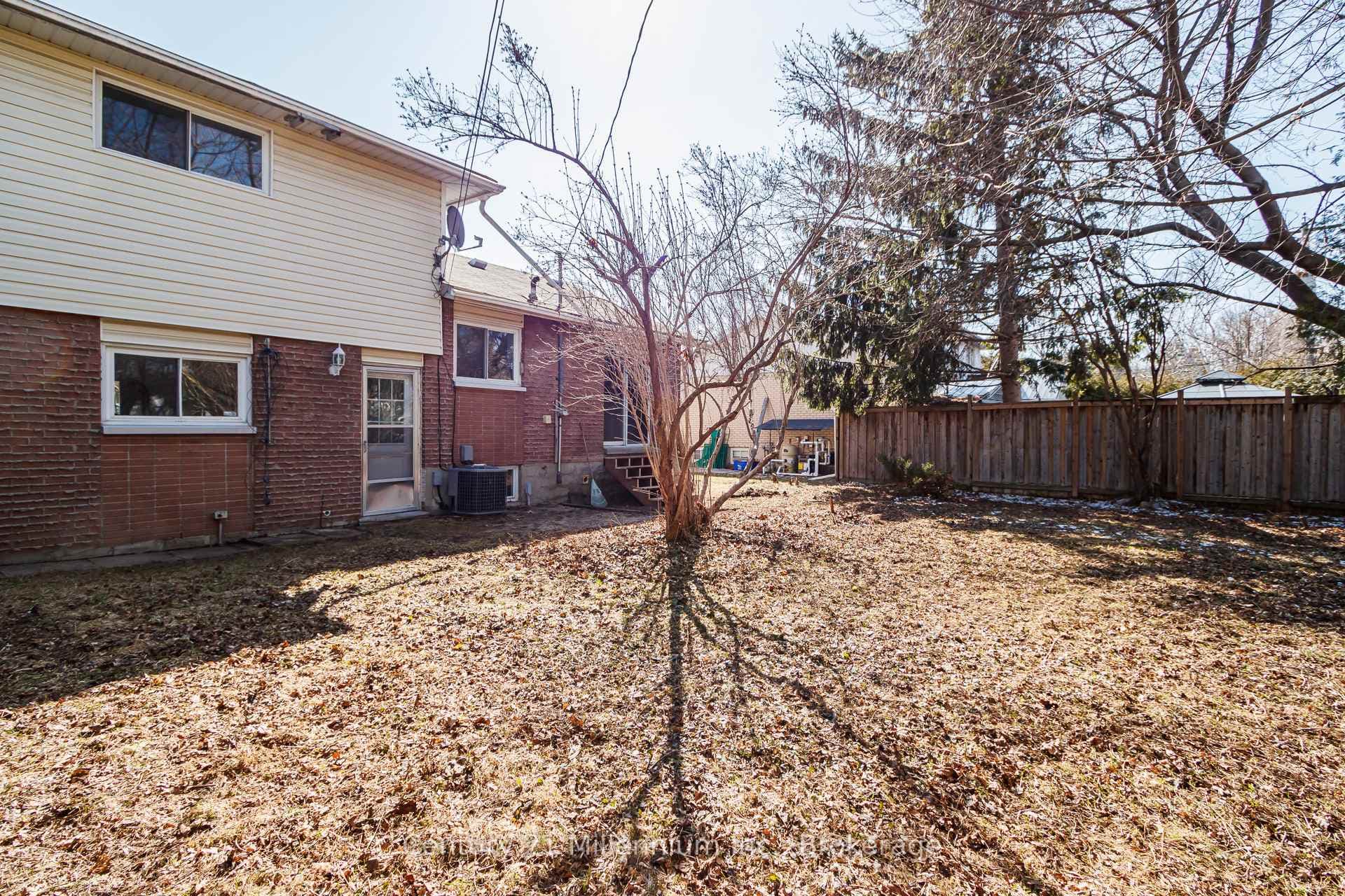 22 Dickson Road photo 21