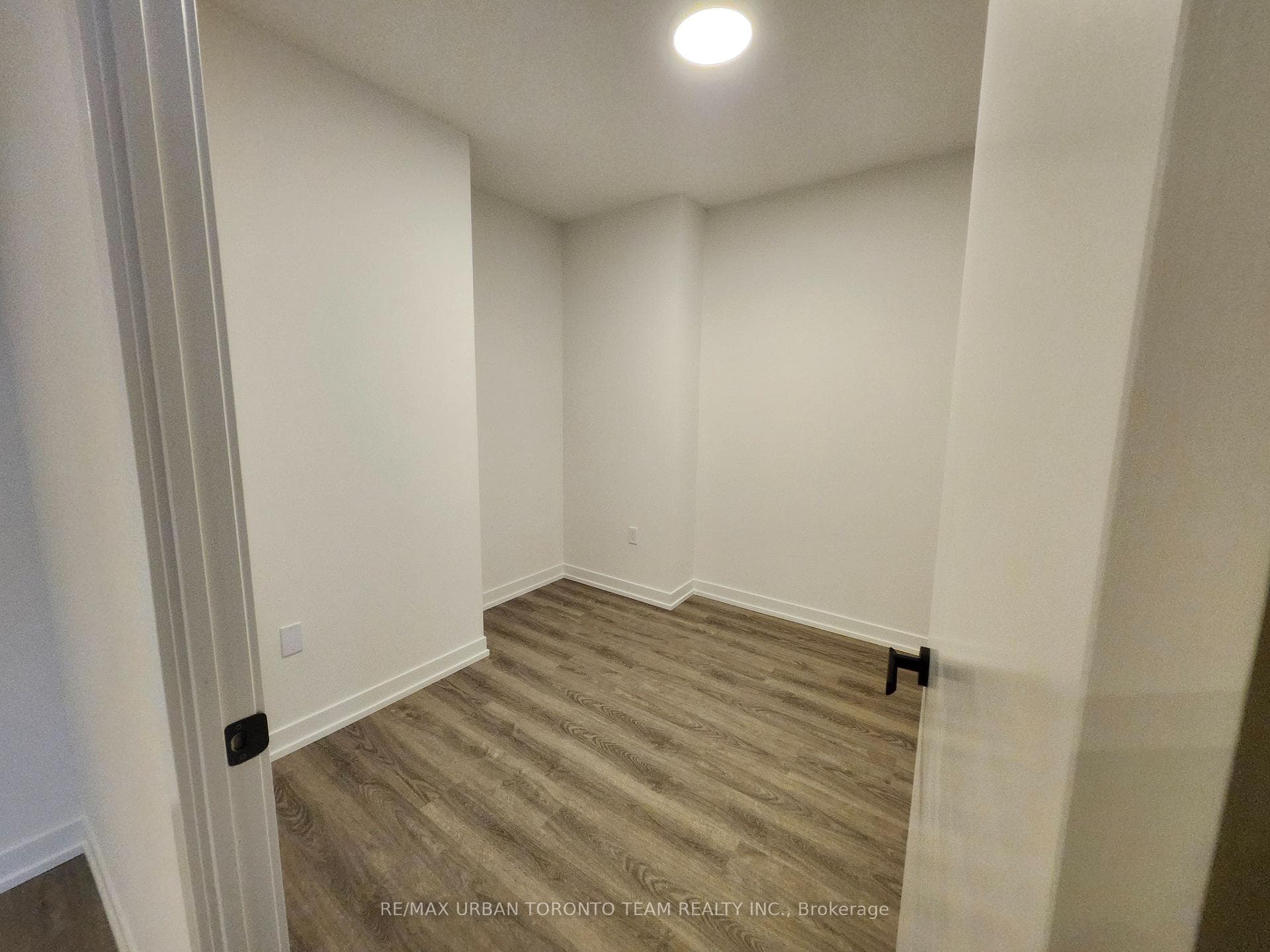 195 Commerce Street Unit 3707 photo 10
