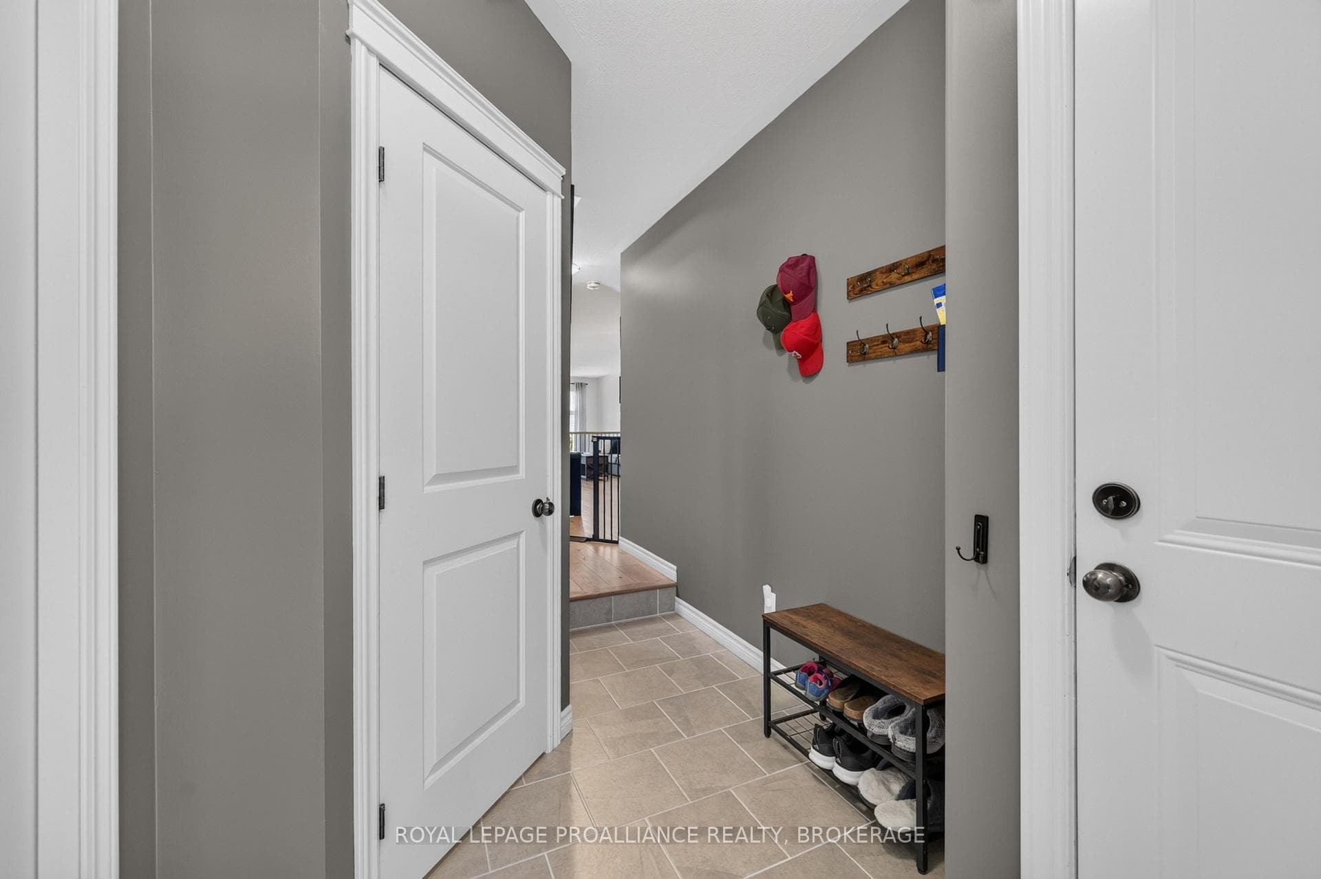 378 Buckthorn Drive photo 6